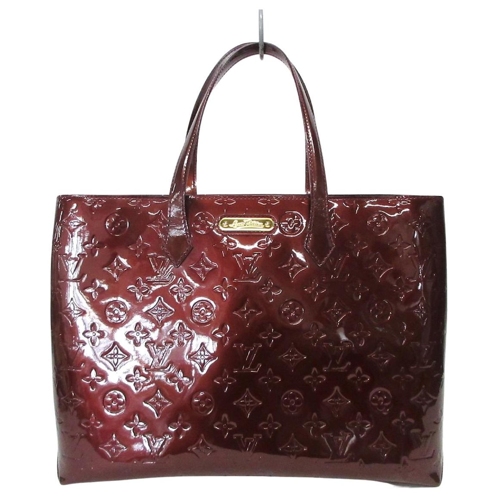 Wilshire patent leather bag Louis Vuitton Burgundy in Patent