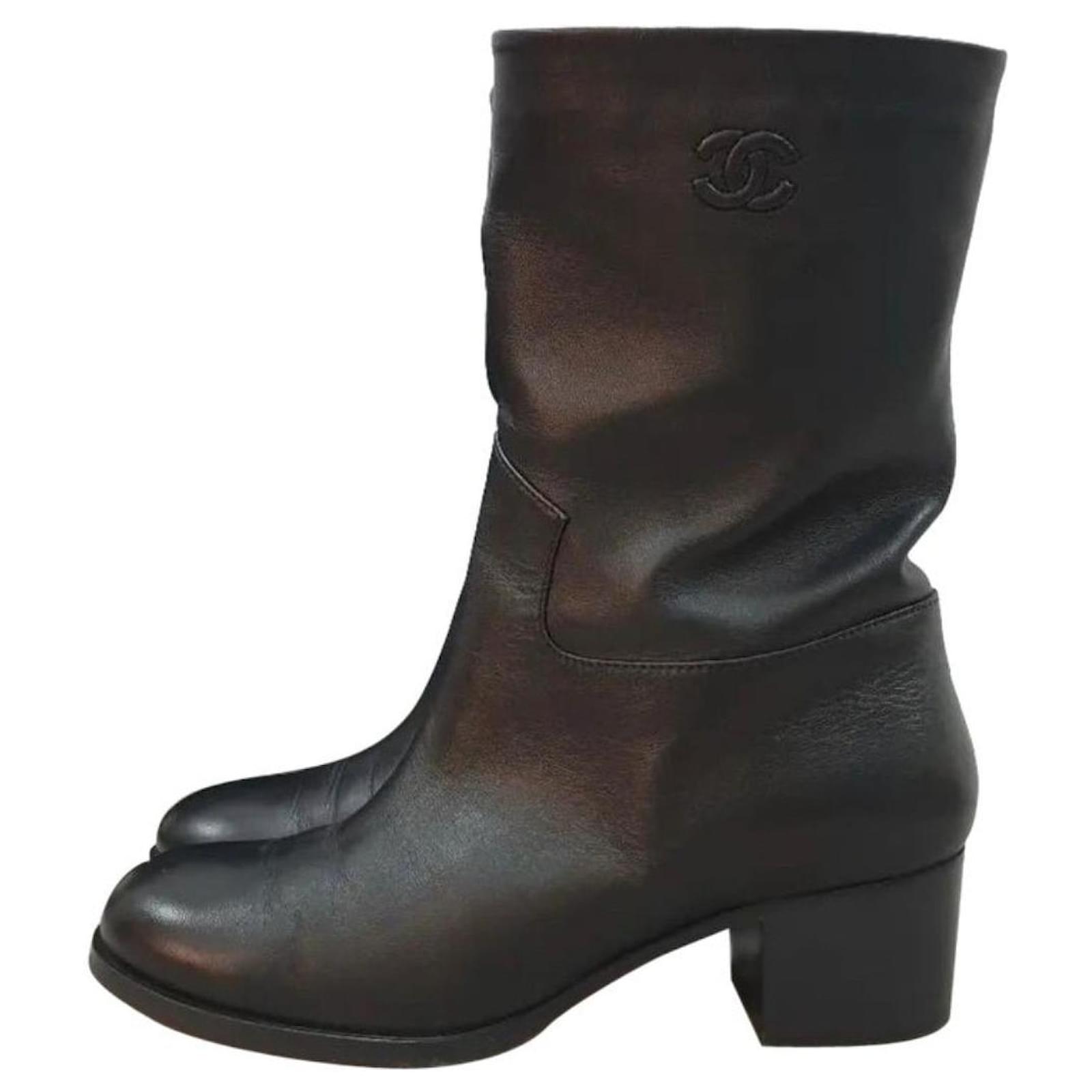 CHANEL CC Logo Leather Lace Up Cap Toe Boots Black main image 0