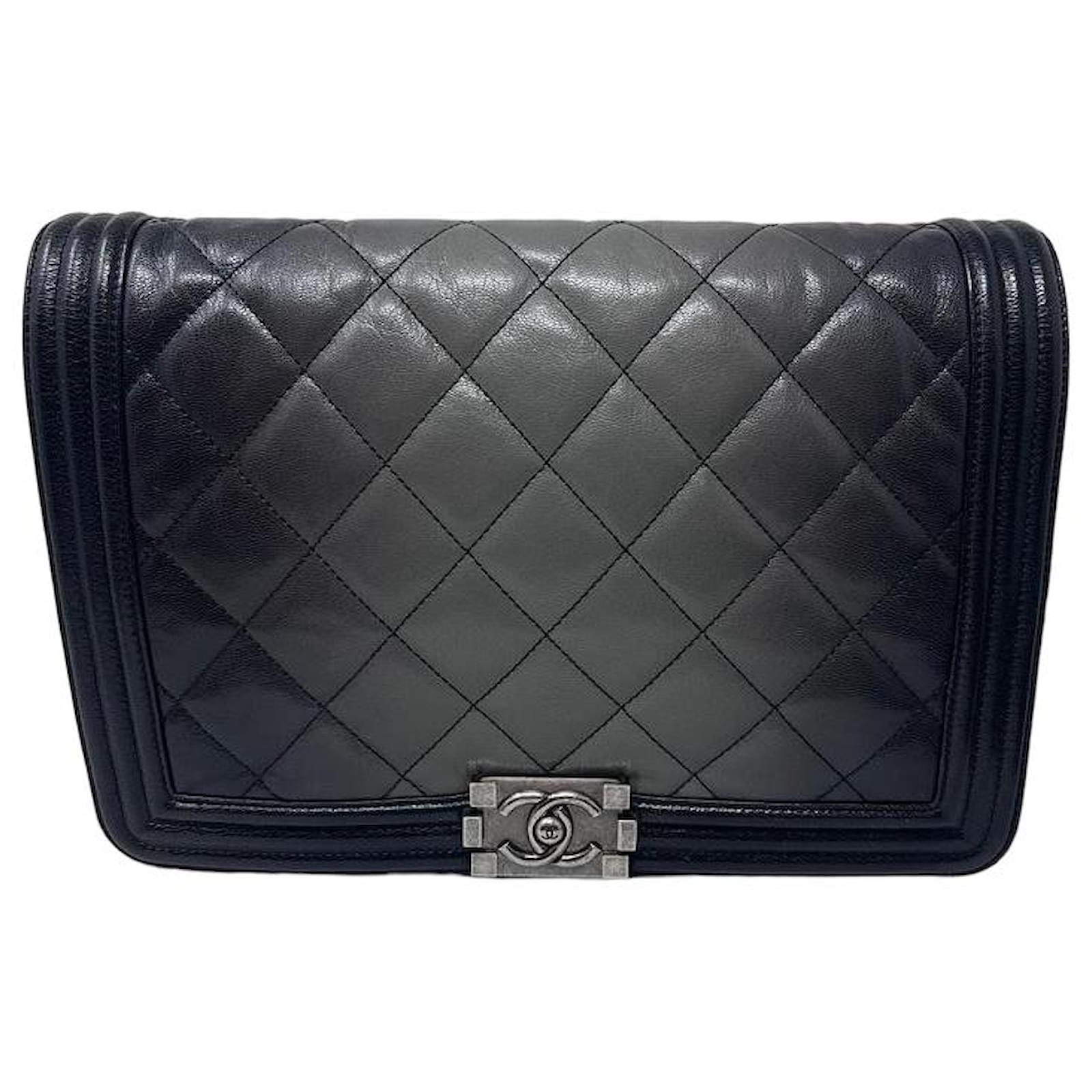 Boy Chanel Handbags Black Grey Leather ref.980994 - Joli Closet