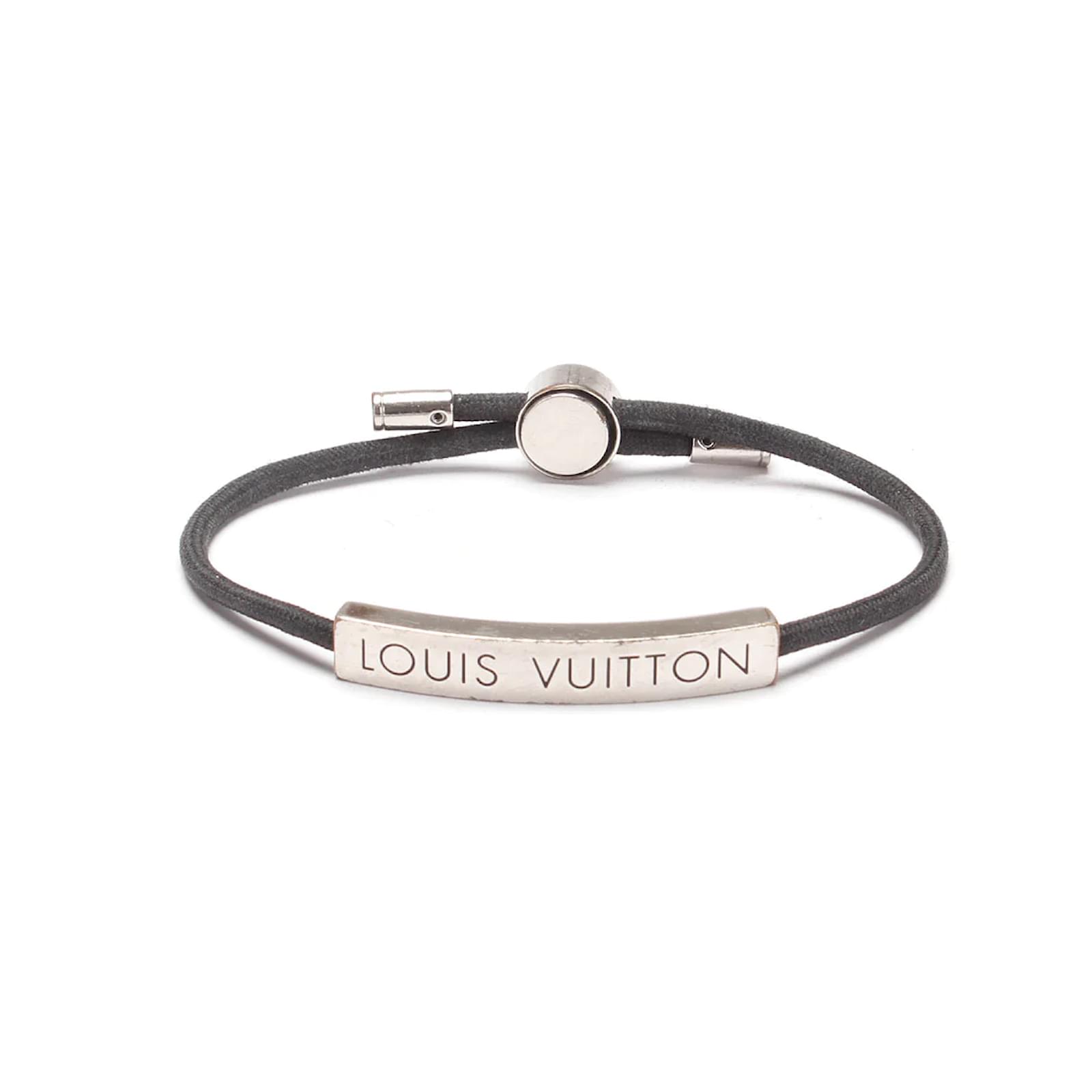 Louis Vuitton LV Space Bracelet M67417 Silvery Metal ref.982410