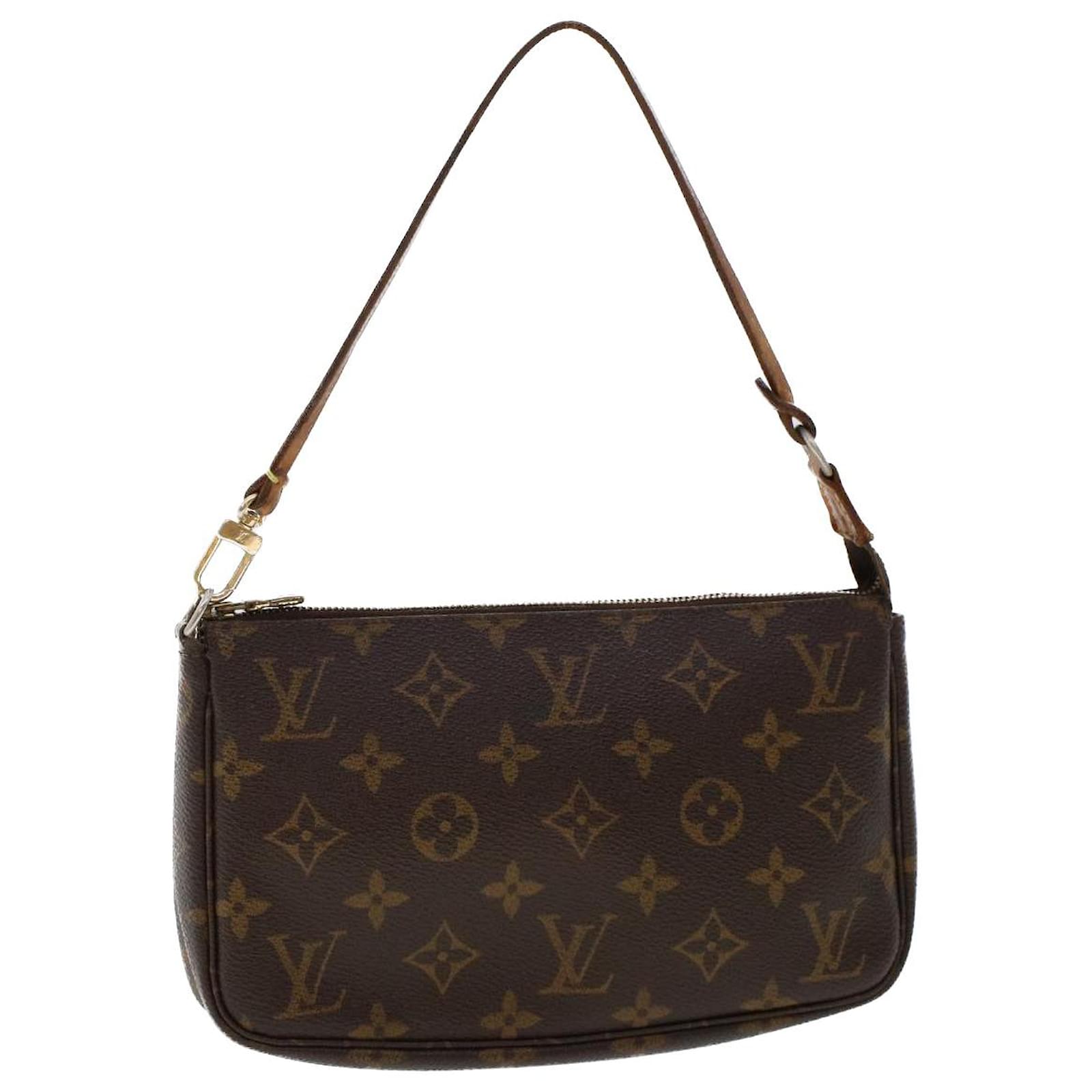 Louis Vuitton Louis Vuitton Pochette Accessoires Rose Velour Vernis