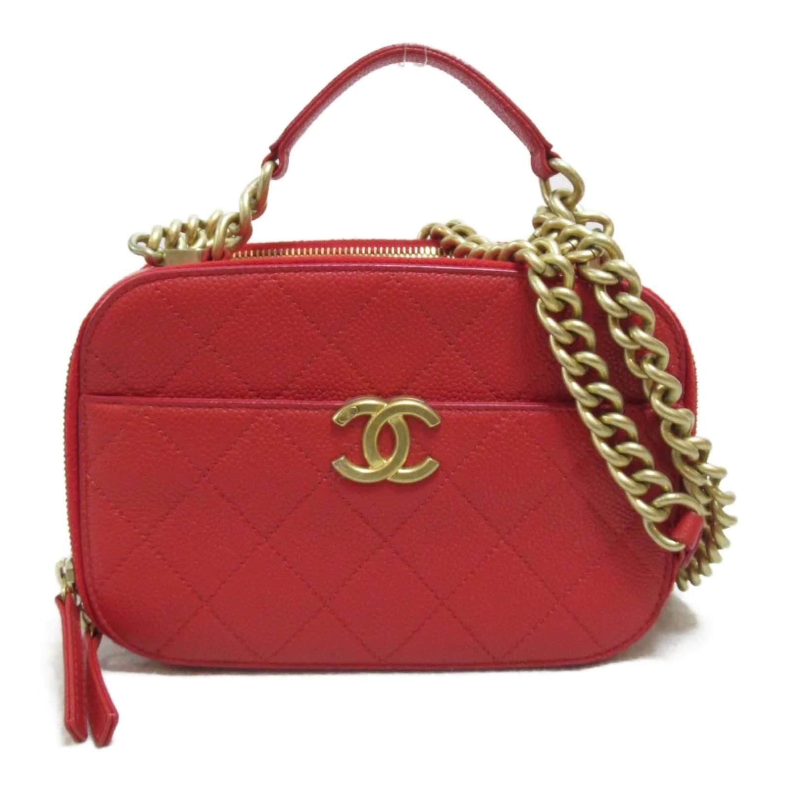 Chanel CC Quilted Caviar Camera Bag Red Pony-style calfskin ref.982883 -  Joli Closet