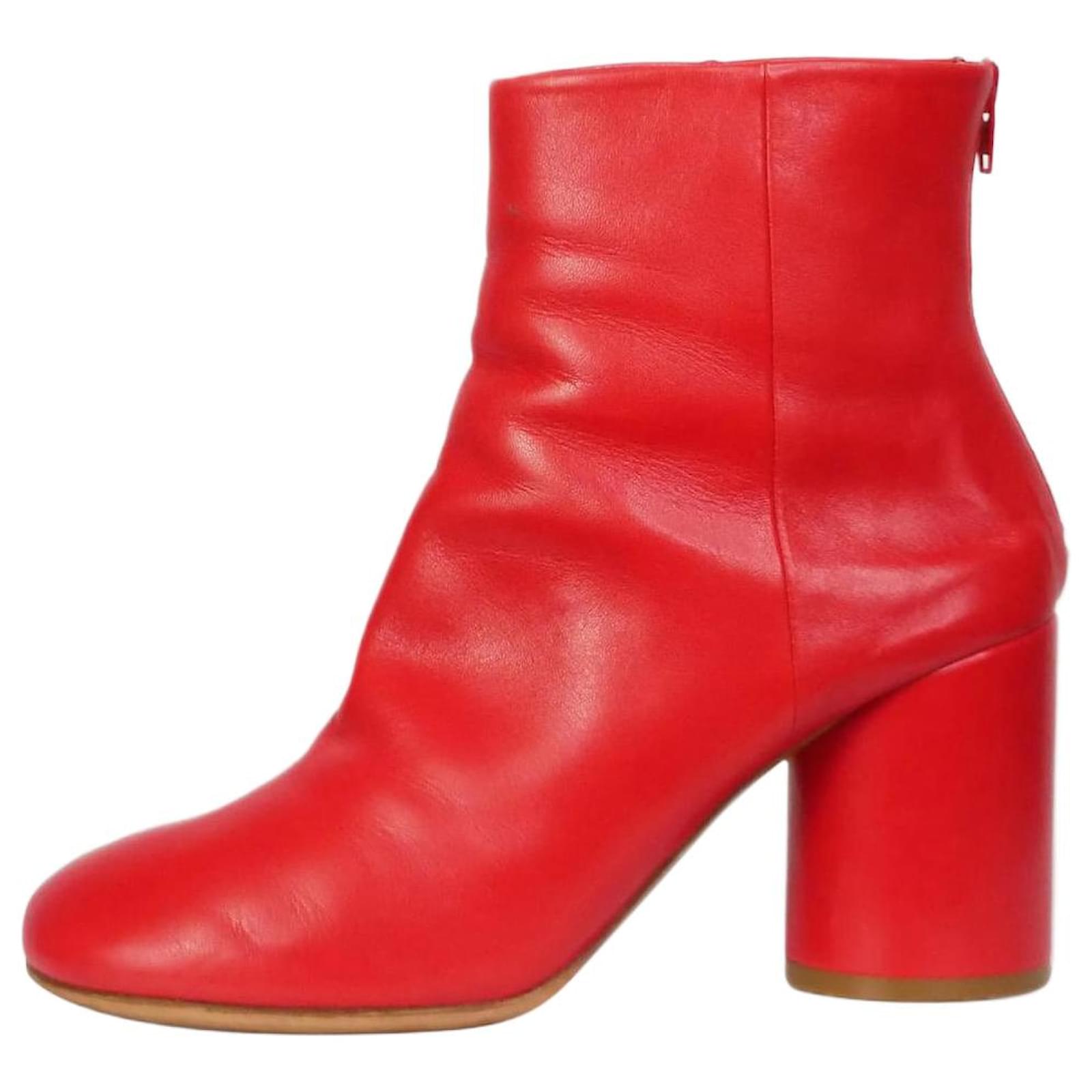 Maison Martin Margiela Red leather ankle boots - size EU 39 ref.983771 -  Joli Closet