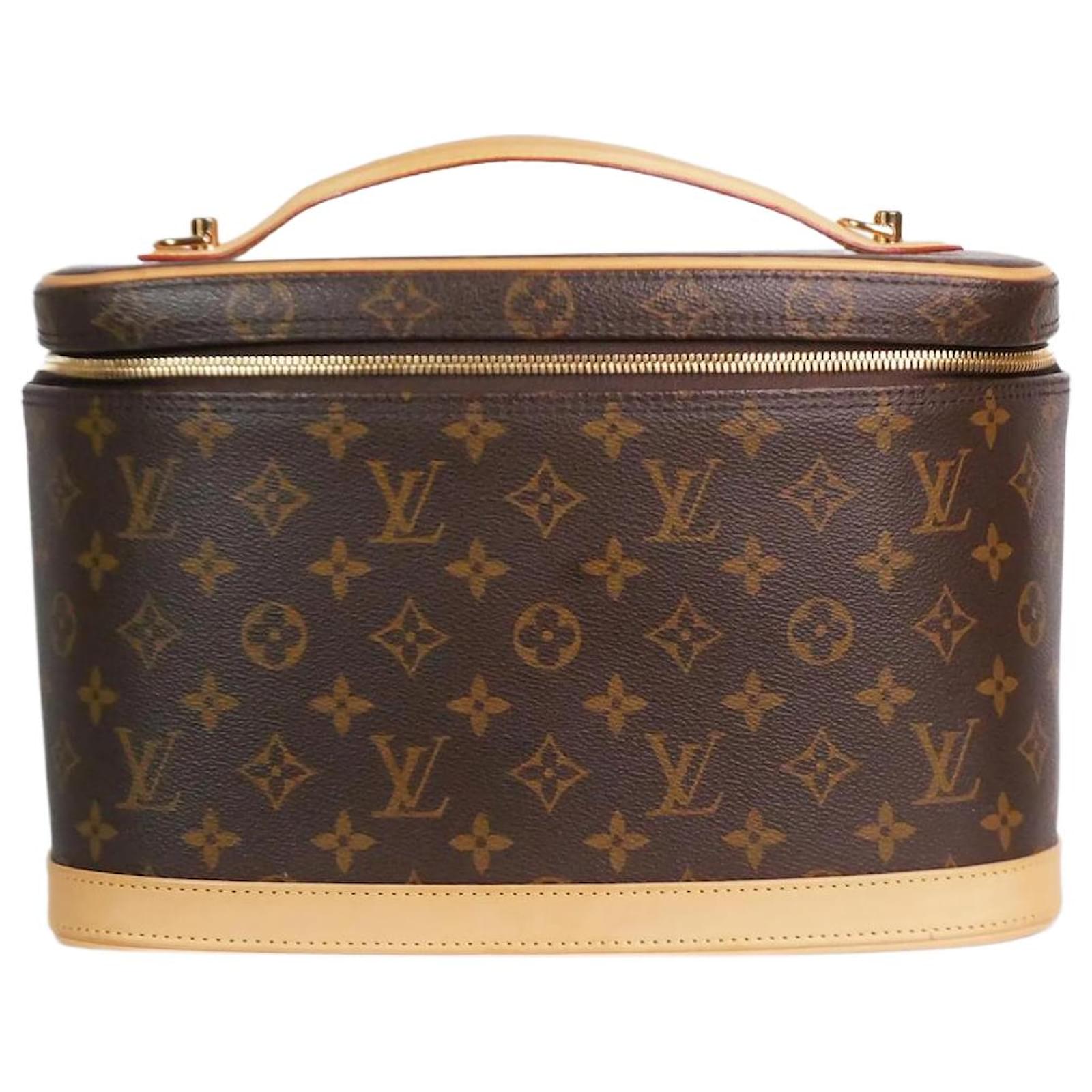 Louis Vuitton Brown Monogram Nice vanity case Cloth ref.983947