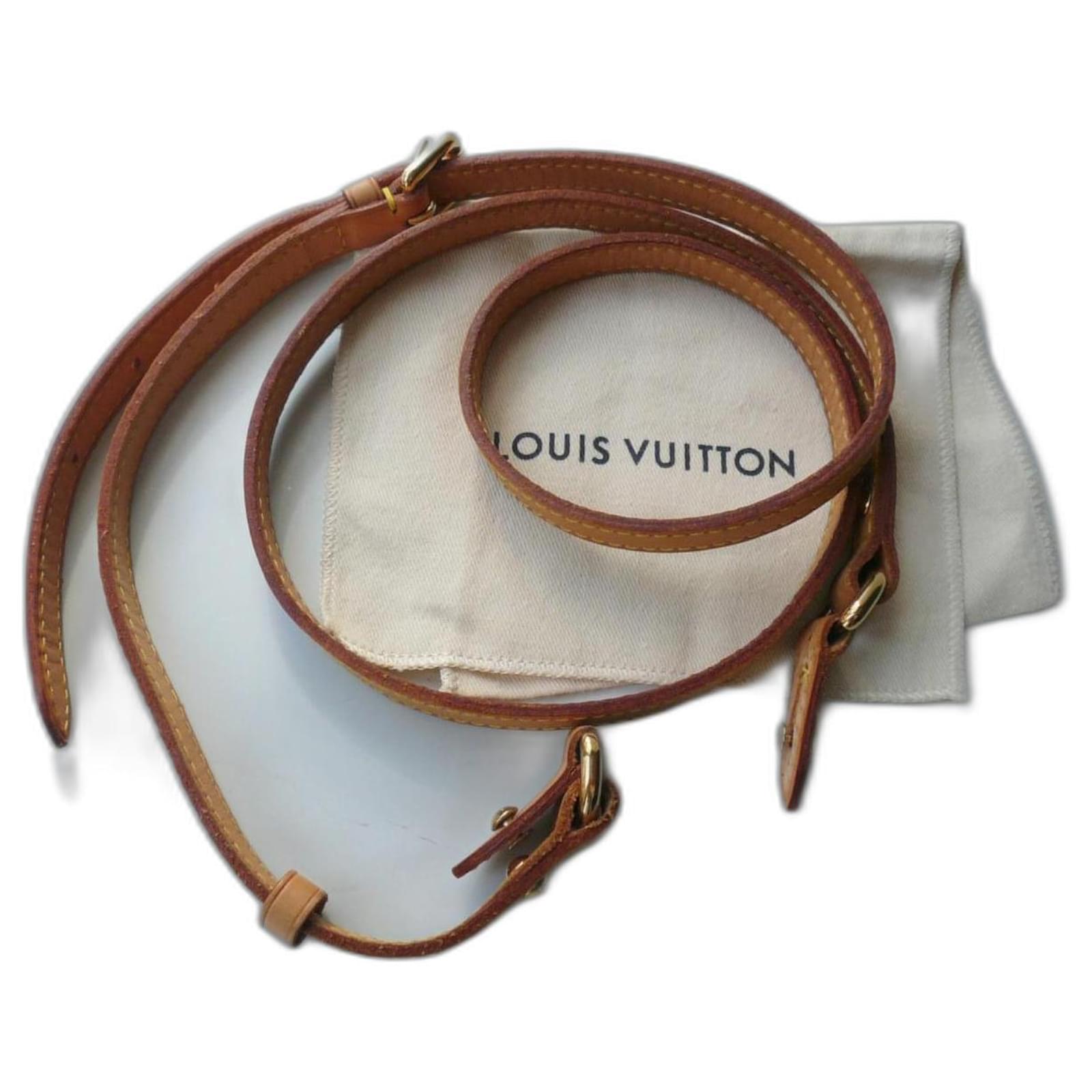 LOUIS VUITTON Adjustable gold leather bag strap Almost new condition Beige  ref.984370 - Joli Closet