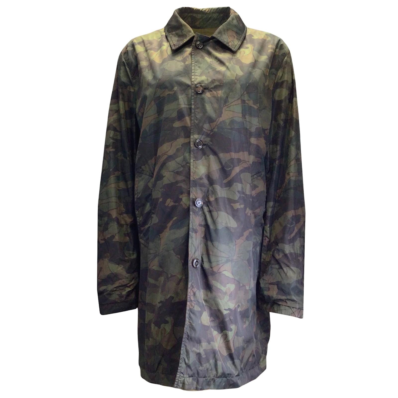 Moncler Alain Green Camo Printed Nylon Jacket Synthetic ref.984404