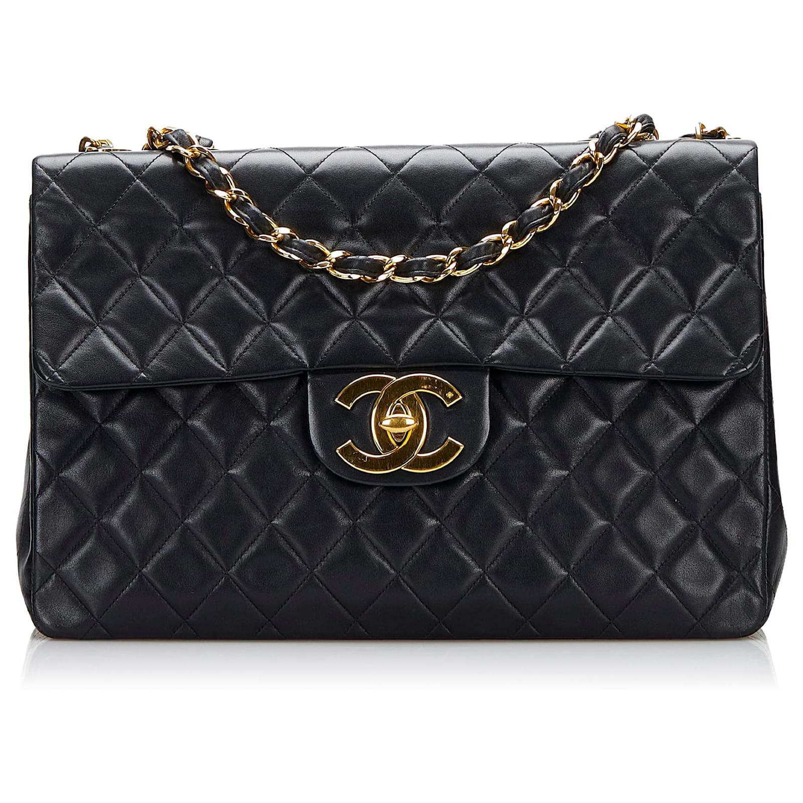 Chanel Black Jumbo Classic Lambskin Double Flap Leather ref.985047 - Joli  Closet