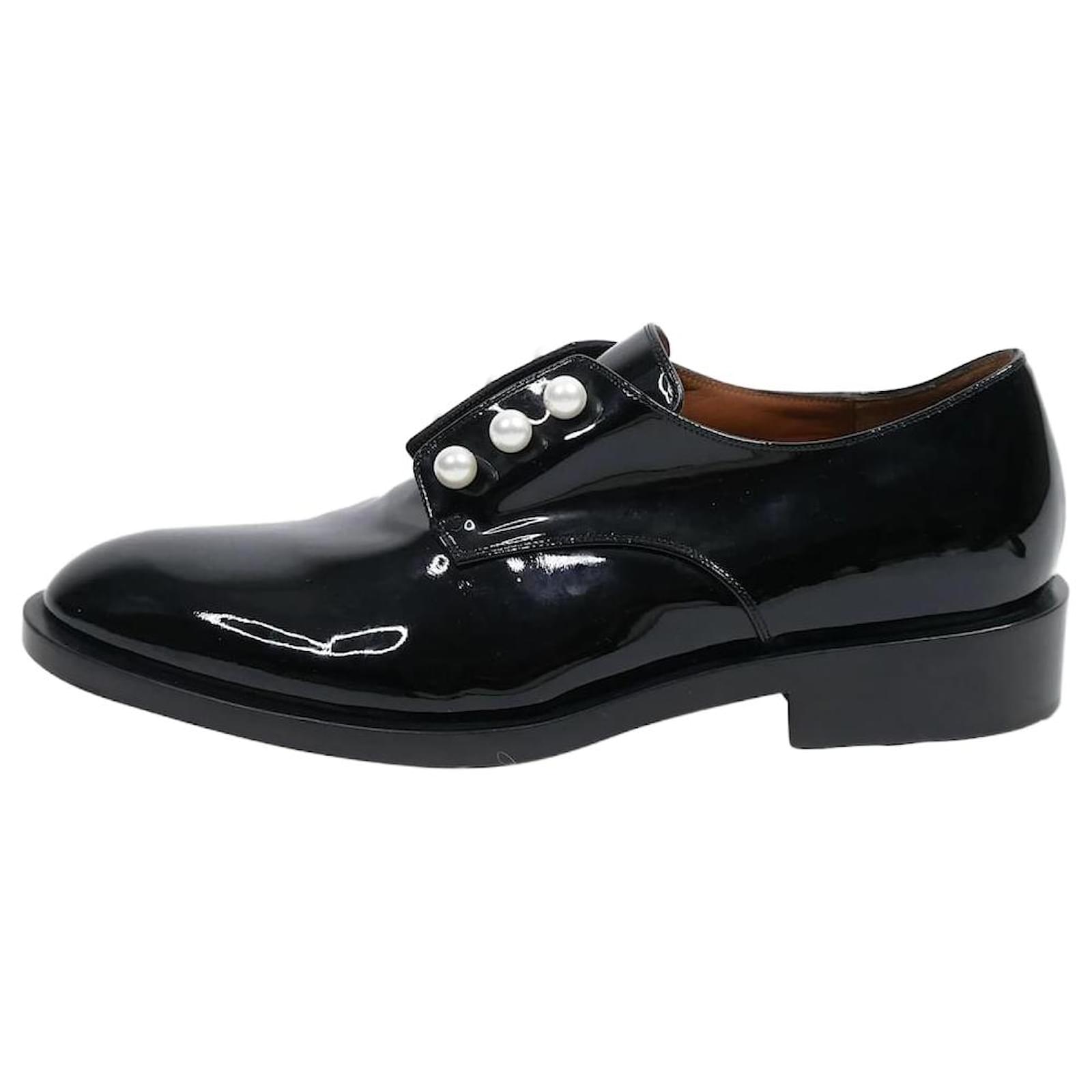 Givenchy Black patent leather pearl detail loafers - size EU