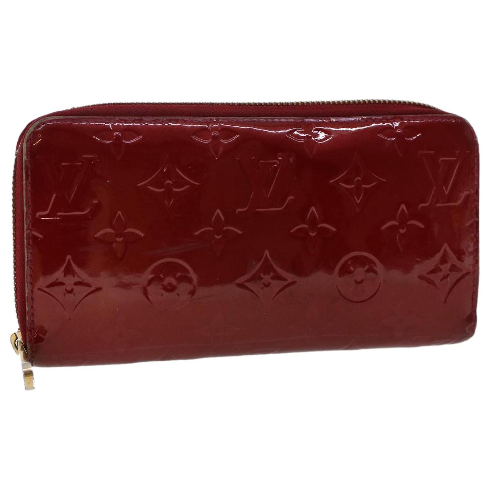 Louis Vuitton Red LV Monogram Vernis Patent Leather Zippy Wallet