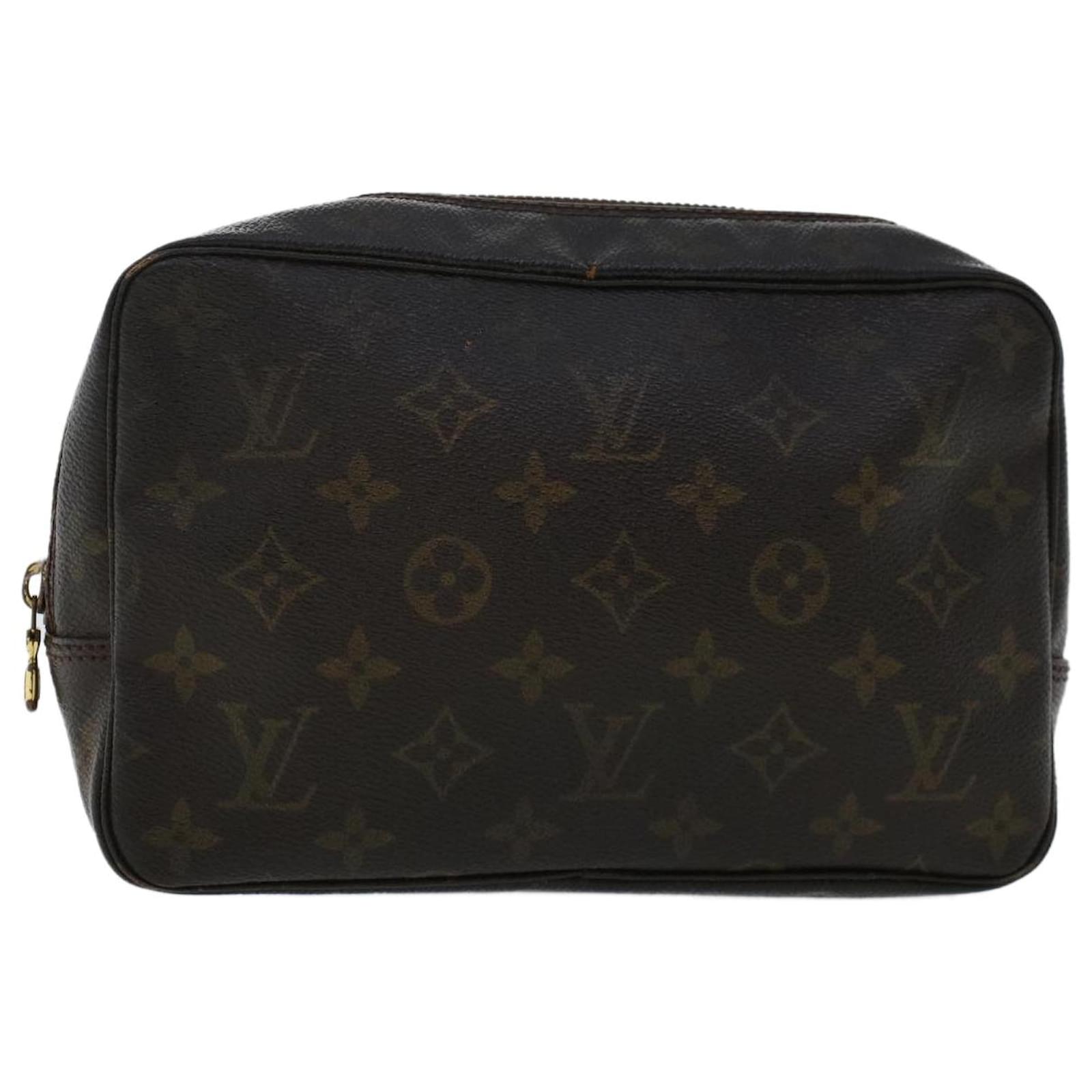 Louis Vuitton Monogram Trousse Toilette 23 Clutch Bag M47524 LV