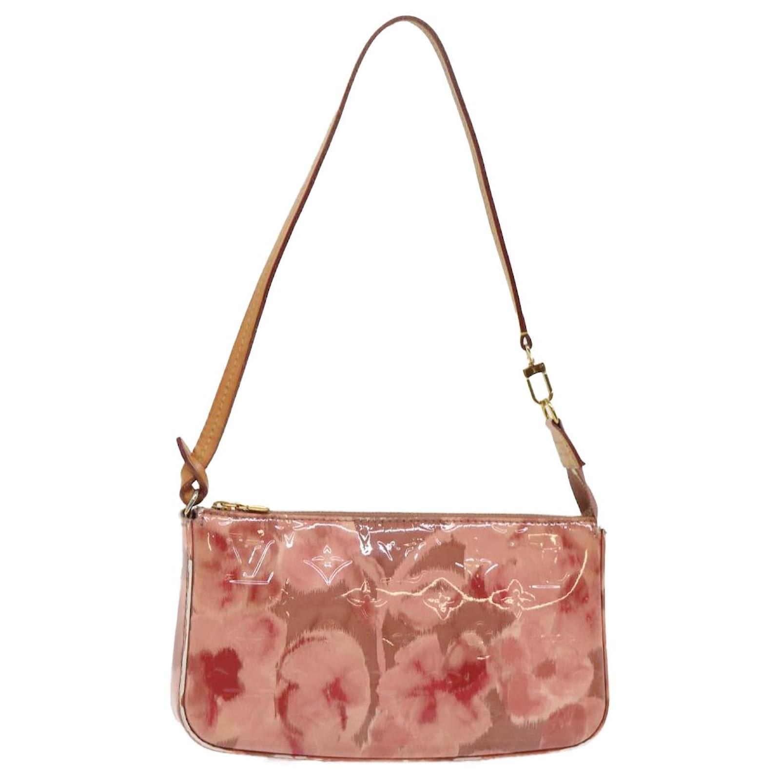 LOUIS VUITTON Monogram Vernis Ikat Flower Pochette Accessoires