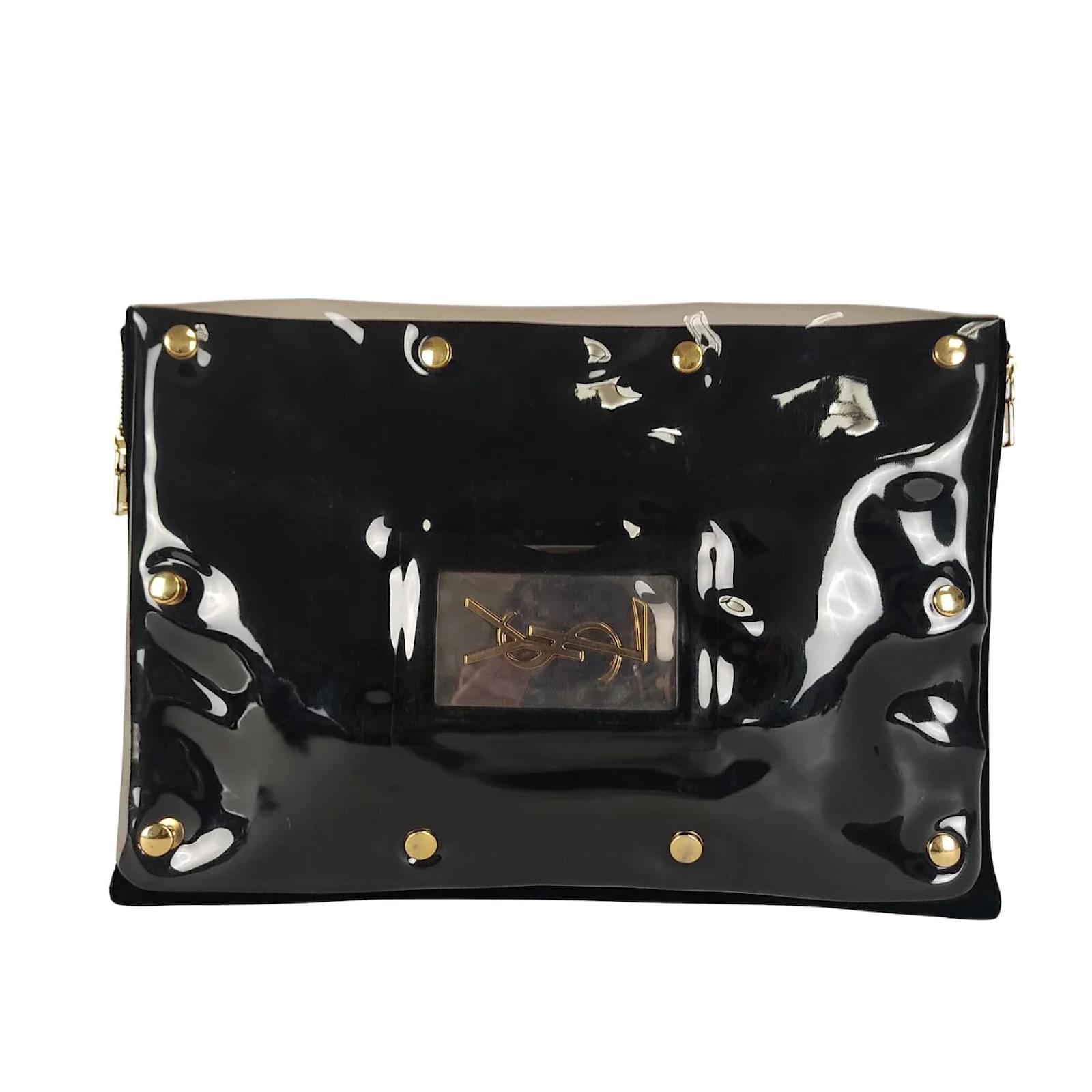 Saint Laurent Pochette mod?�le enveloppe ?� logo Yves Saint Laurent en cuir noir ref.988415 - Joli 