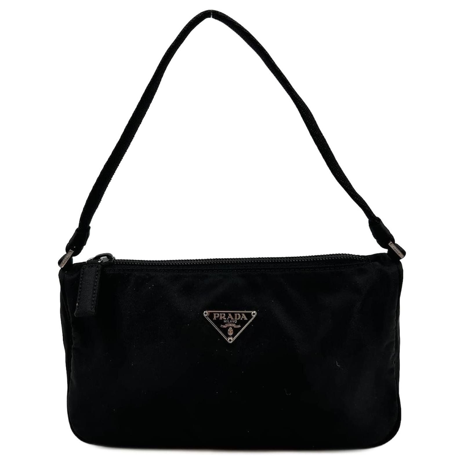 Black Nylon Prada Shoulder Bag ref.990590 - Joli Closet
