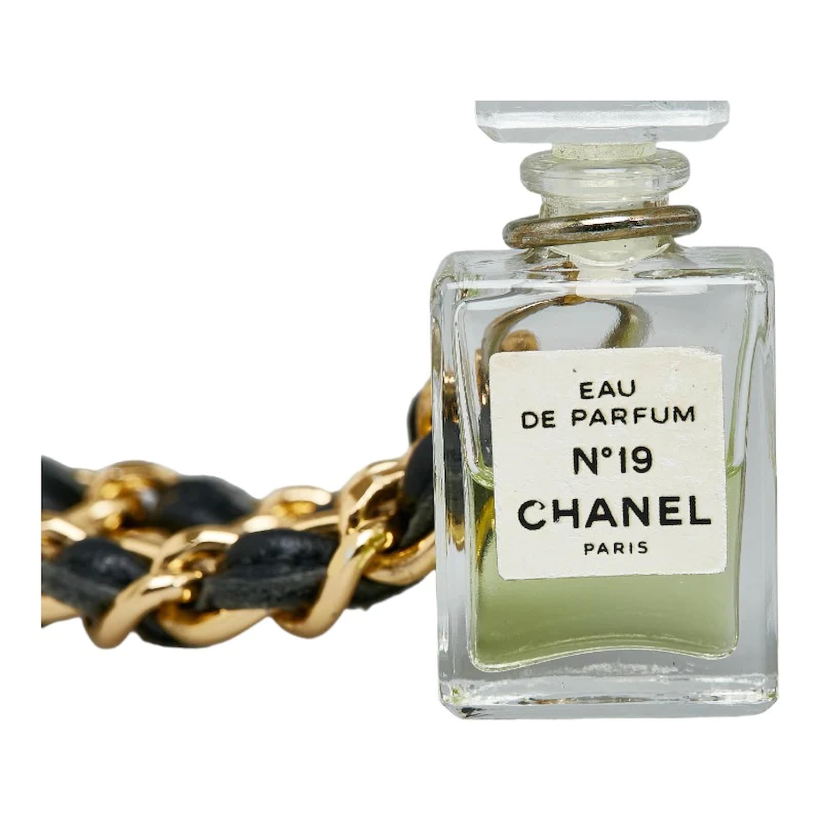 Chanel NO.19 Eau de Parfum Pendant Glass Necklace Black Metal ref