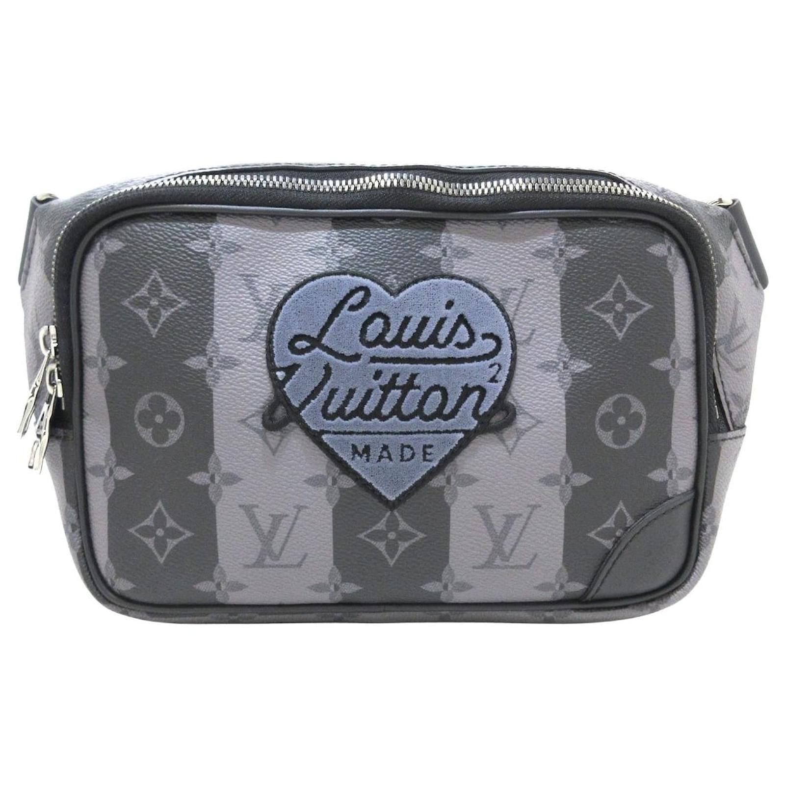 Louis Vuitton Monogram Reverse Lipstick Case Cosmetic Pouch Mp2407 Auth  30116A