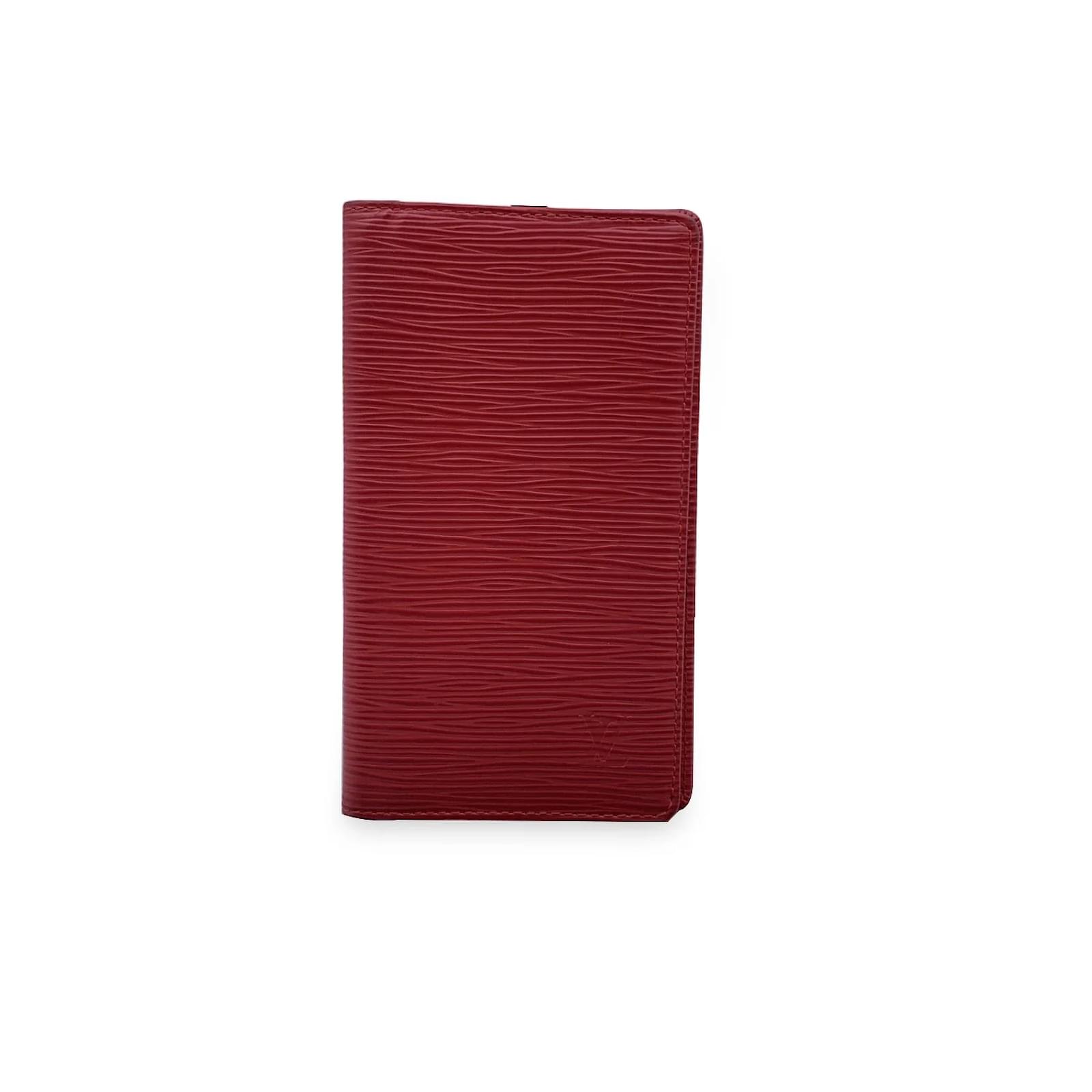 louis vuitton wallet Red Leather ref.995201 - Joli Closet
