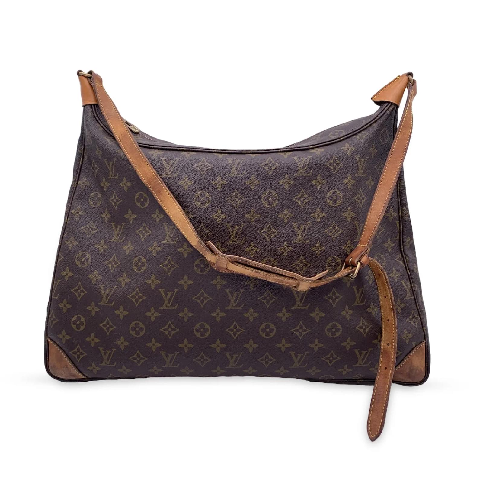 Louis Vuitton Shoulder Bag Vintage Boulogne Brown Cloth ref.995323 - Joli  Closet