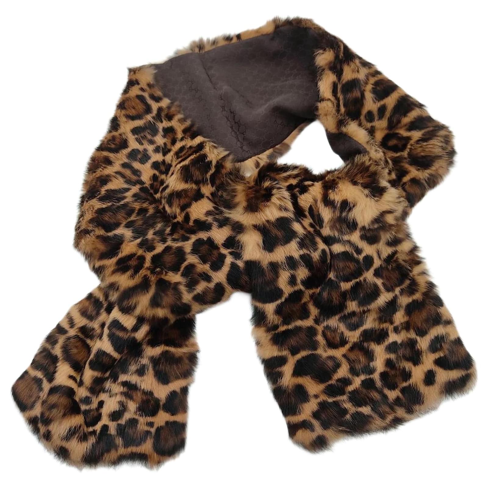 Louis Vuitton - Authenticated Scarf - Silk Black Leopard for Women, Very Good Condition