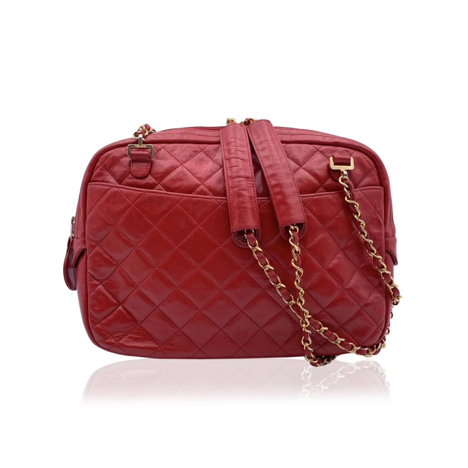Chanel Shoulder Bag Vintage Camera Bag Red Leather ref.995695