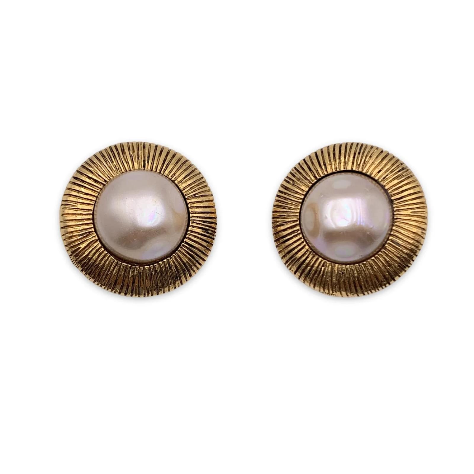 Chanel Round Frame CC Faux Pearl Clip On Earrings Golden Metal ref