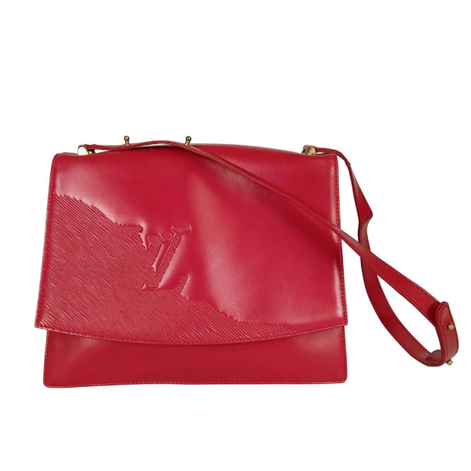 Louis Vuitton Louis Vuitton Opera shoulder bag in red leather ref