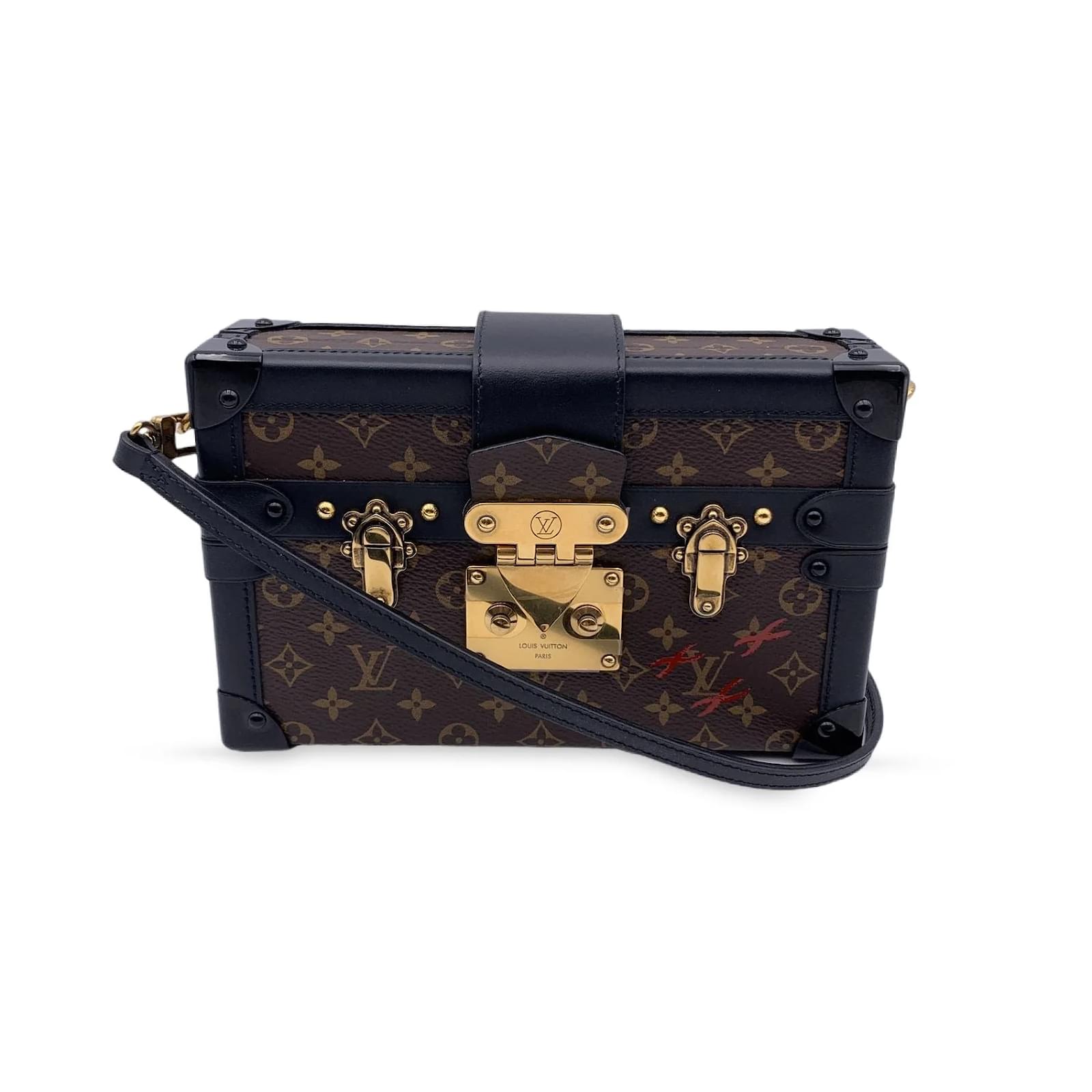 Louis Vuitton Shoulder Bag Petite Malle Brown Cloth ref.998398 - Joli Closet