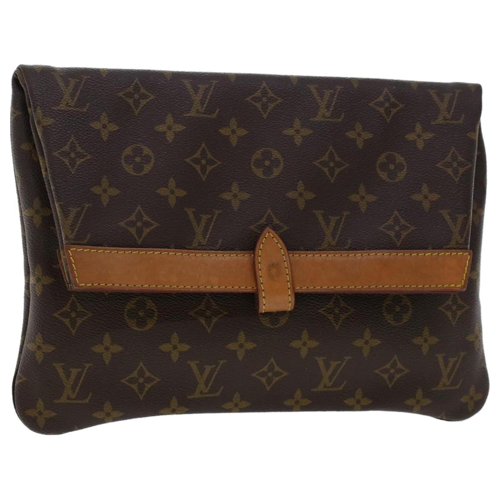 Vintage Louis Vuitton Clutch  Clutch bag, Louis vuitton, Louis vuitton  monogram