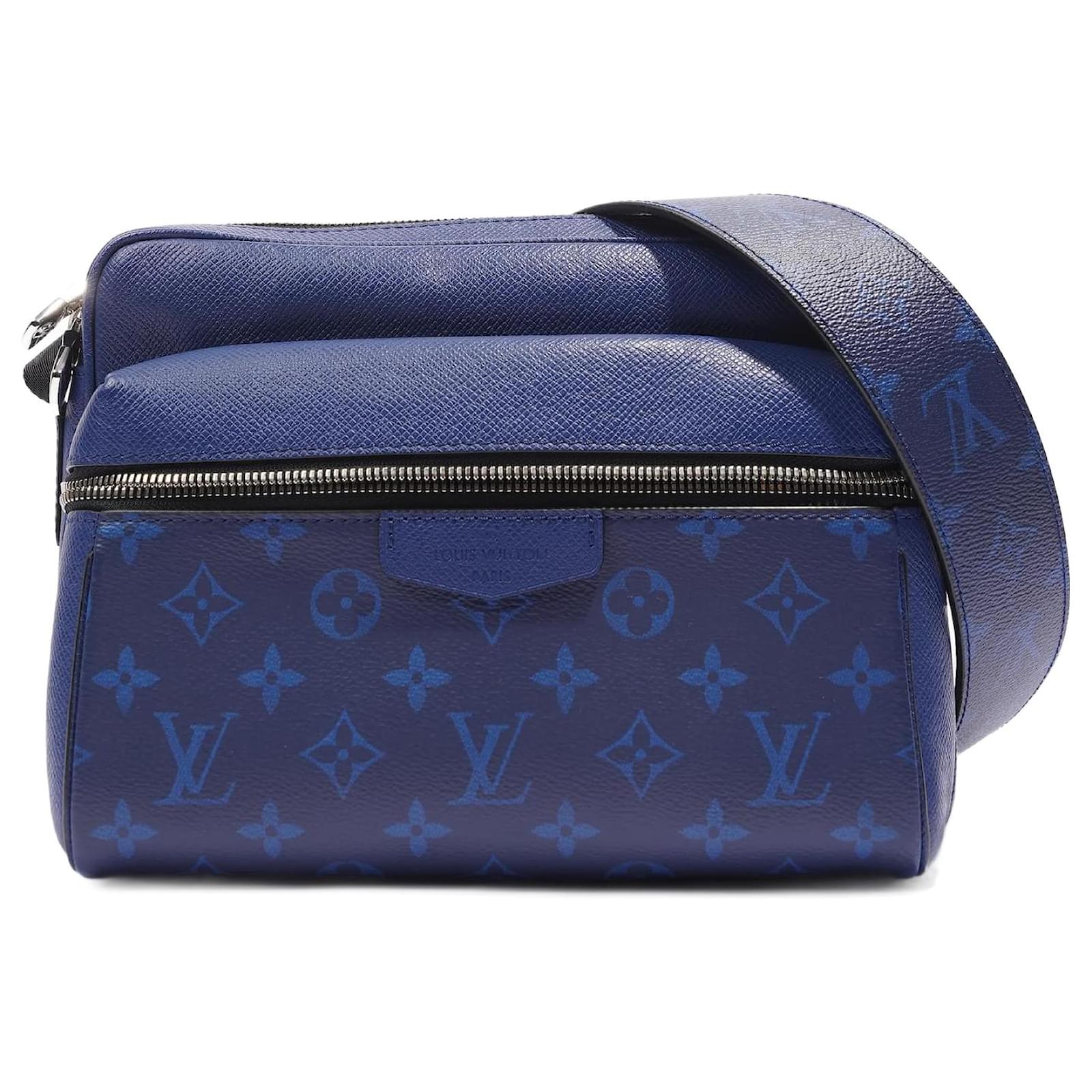 Louis Vuitton Outdoor Messenger Blue Taiga Monogram Leather ref