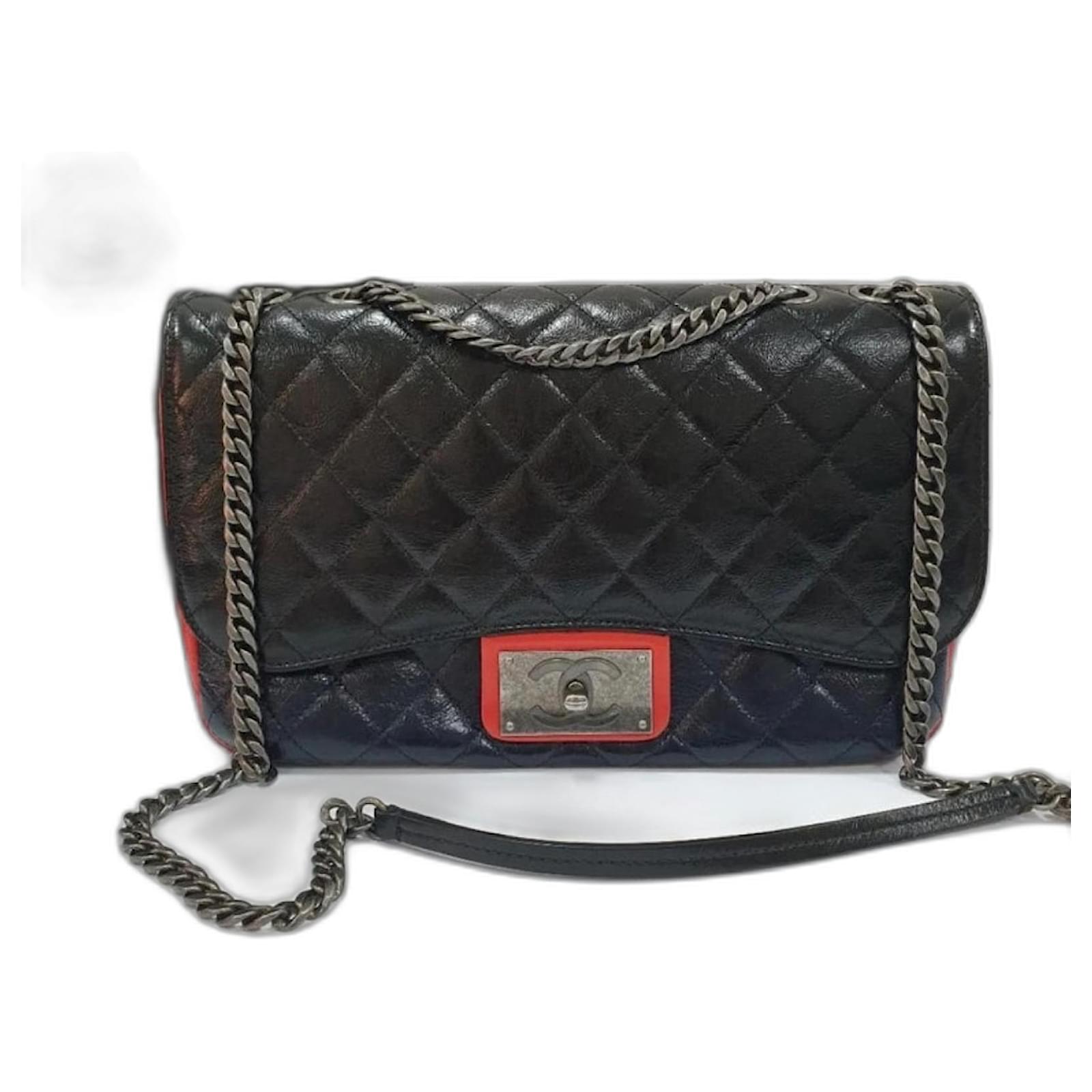 Chanel Glazed CC Quilted Flap Bag Black Leather ref.1008869 - Joli Closet