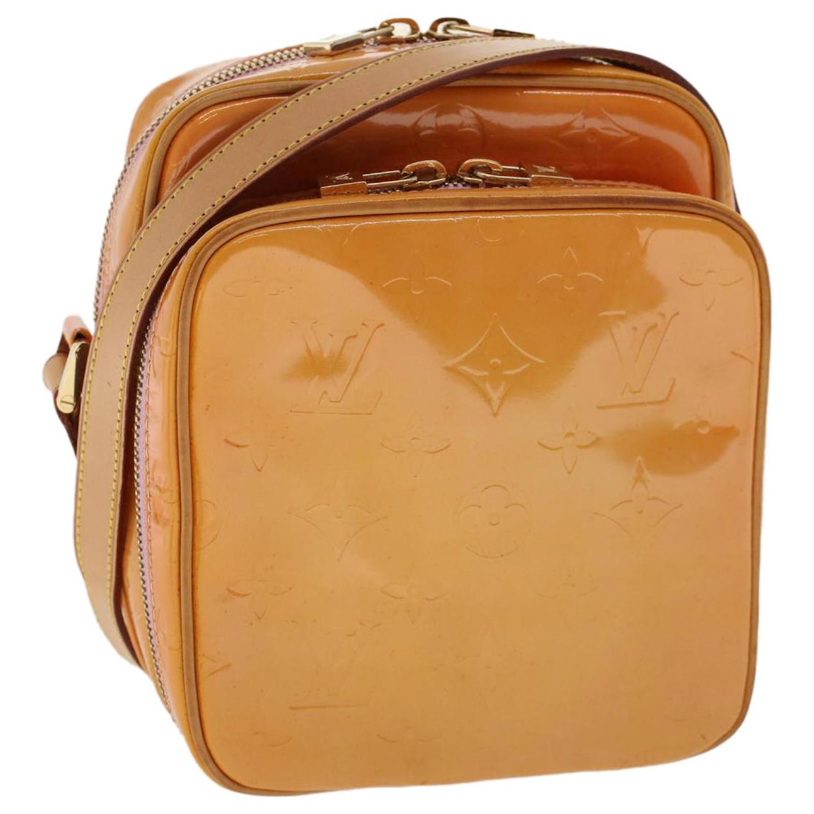 LOUIS VUITTON Monogram Vernis Wooster Bag Marshmallow Pink M91037 LV Auth  48439 Patent leather ref.1010250 - Joli Closet