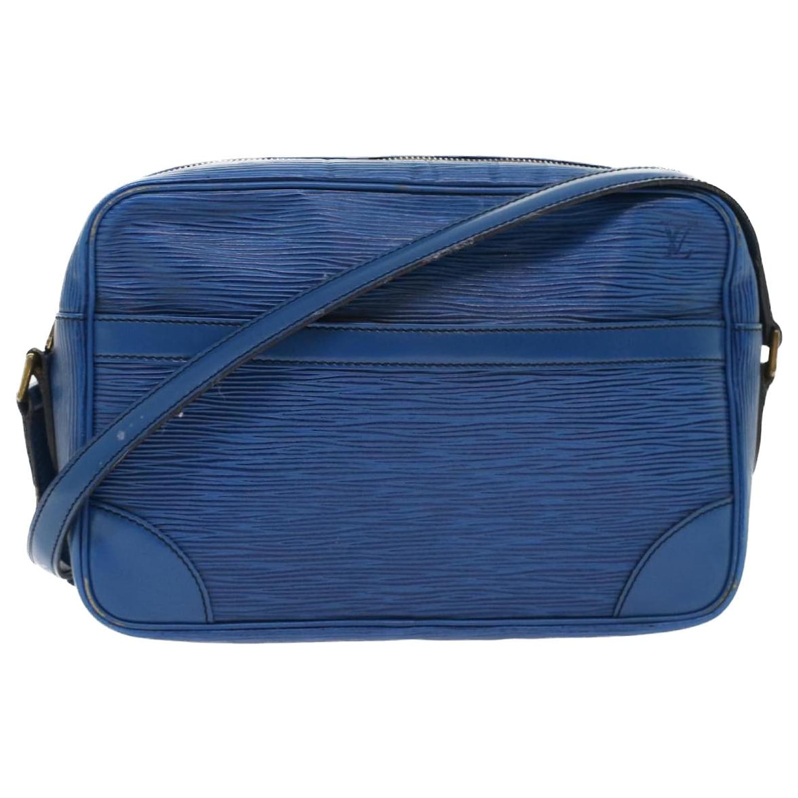 LOUIS VUITTON Epi Trocadero 27 Shoulder Bag Blue M52315 LV Auth 48740  Leather ref.1010273 - Joli Closet