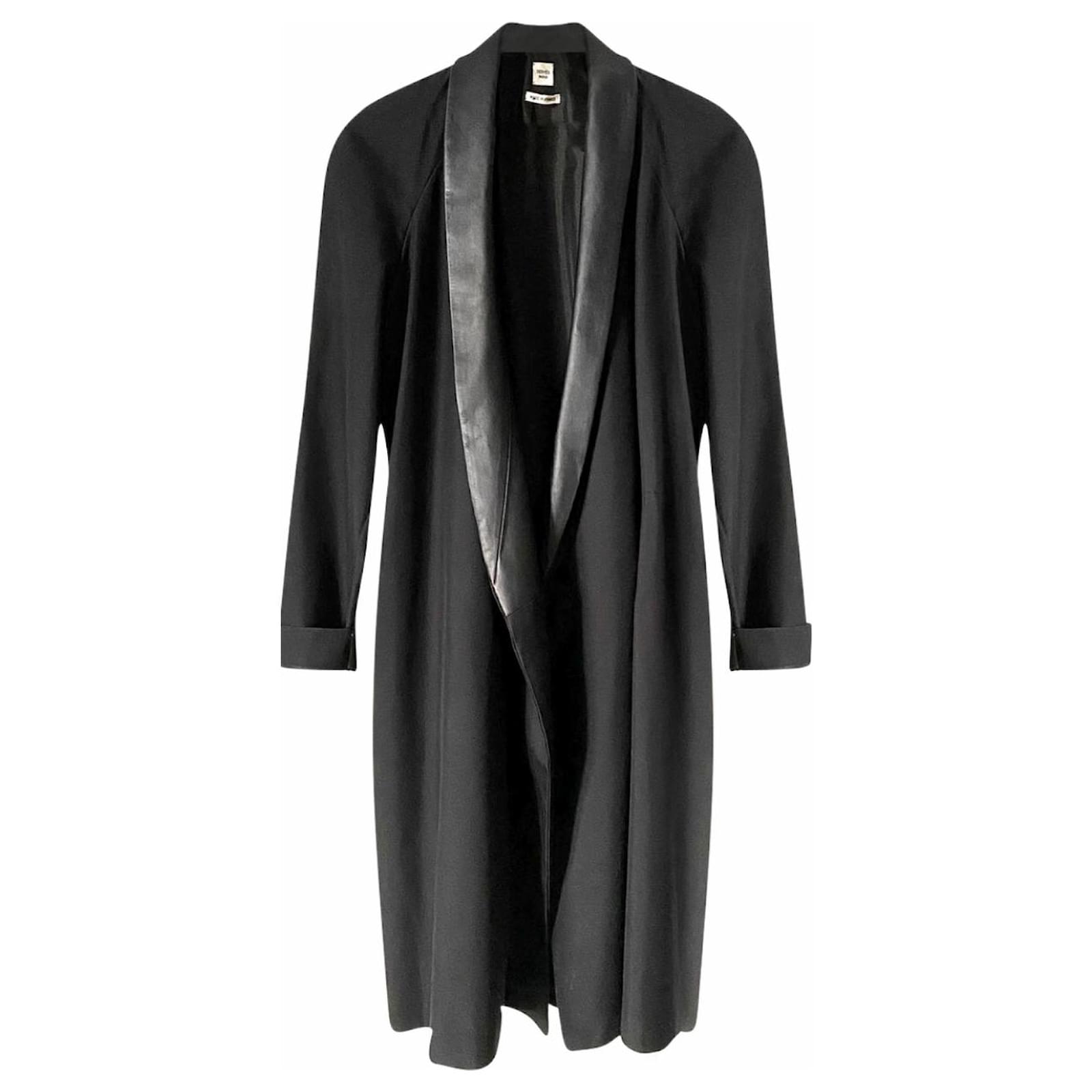 Hermès Black Silk Lambskin Oversize Coat Leather ref.1010403 - Joli Closet