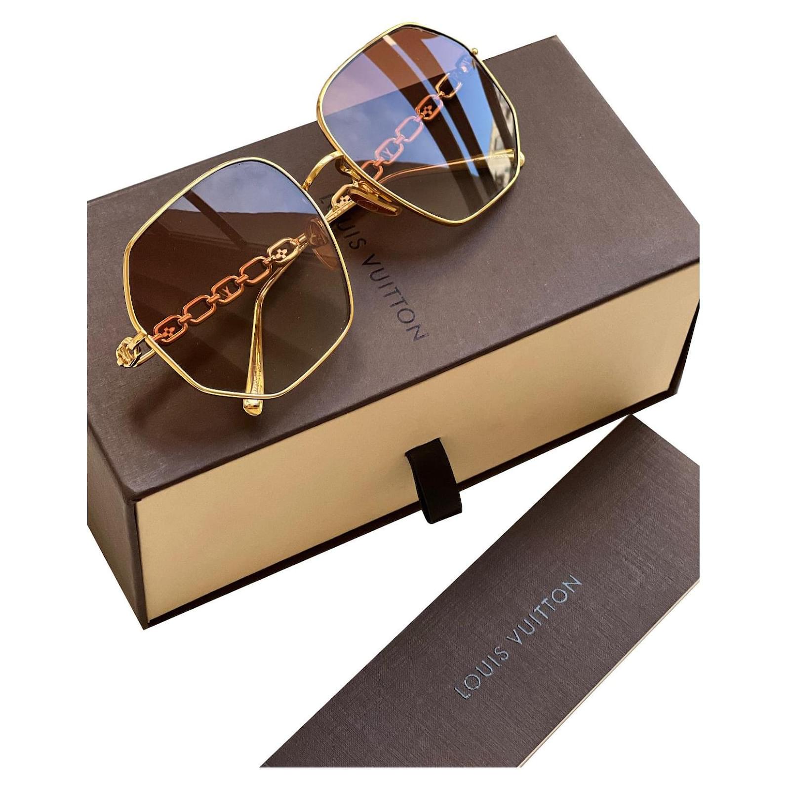 Louis Vuitton My Lv Chain Brille Gold hardware ref.1010900 - Joli Closet