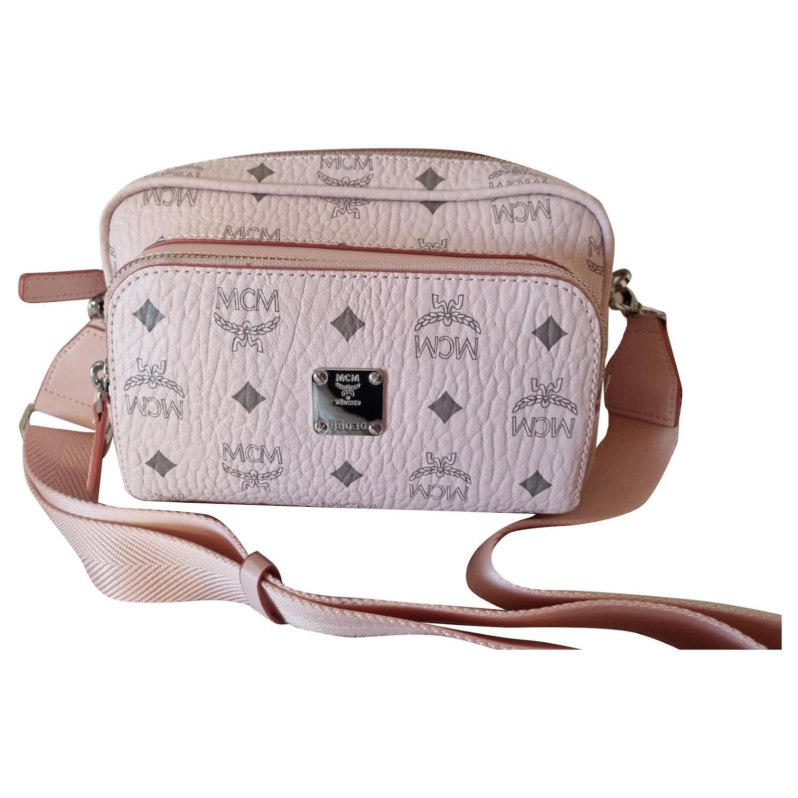 MCM Umhängetasche Hellrosa Pink Kunstleder Joli Closet