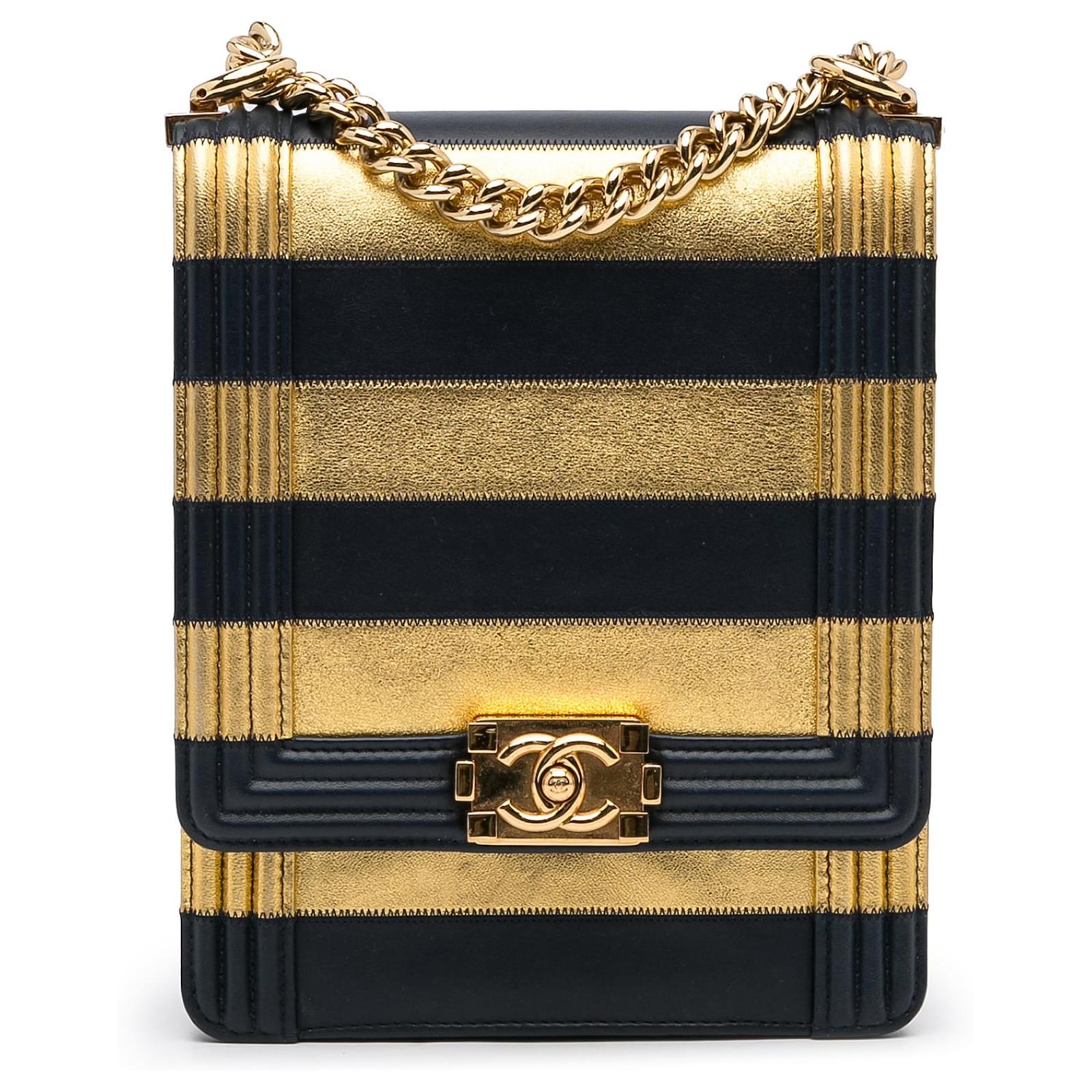 Chanel Gold Paris-New York North South Boy Flap Golden Leather ref.1012760  - Joli Closet