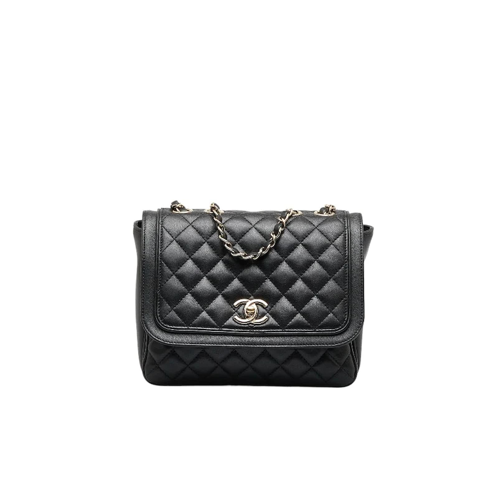 CHANEL Big Matelasse Turn Lock Shoulder Bag Caviar Skin Black CC Auth 32155A