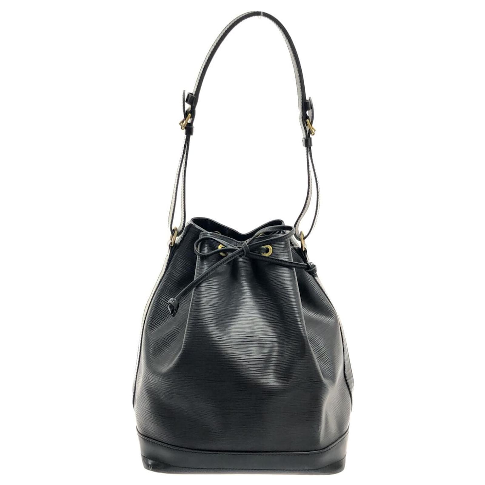 Noe Louis Vuitton Black Leather ref.1013228 - Joli Closet