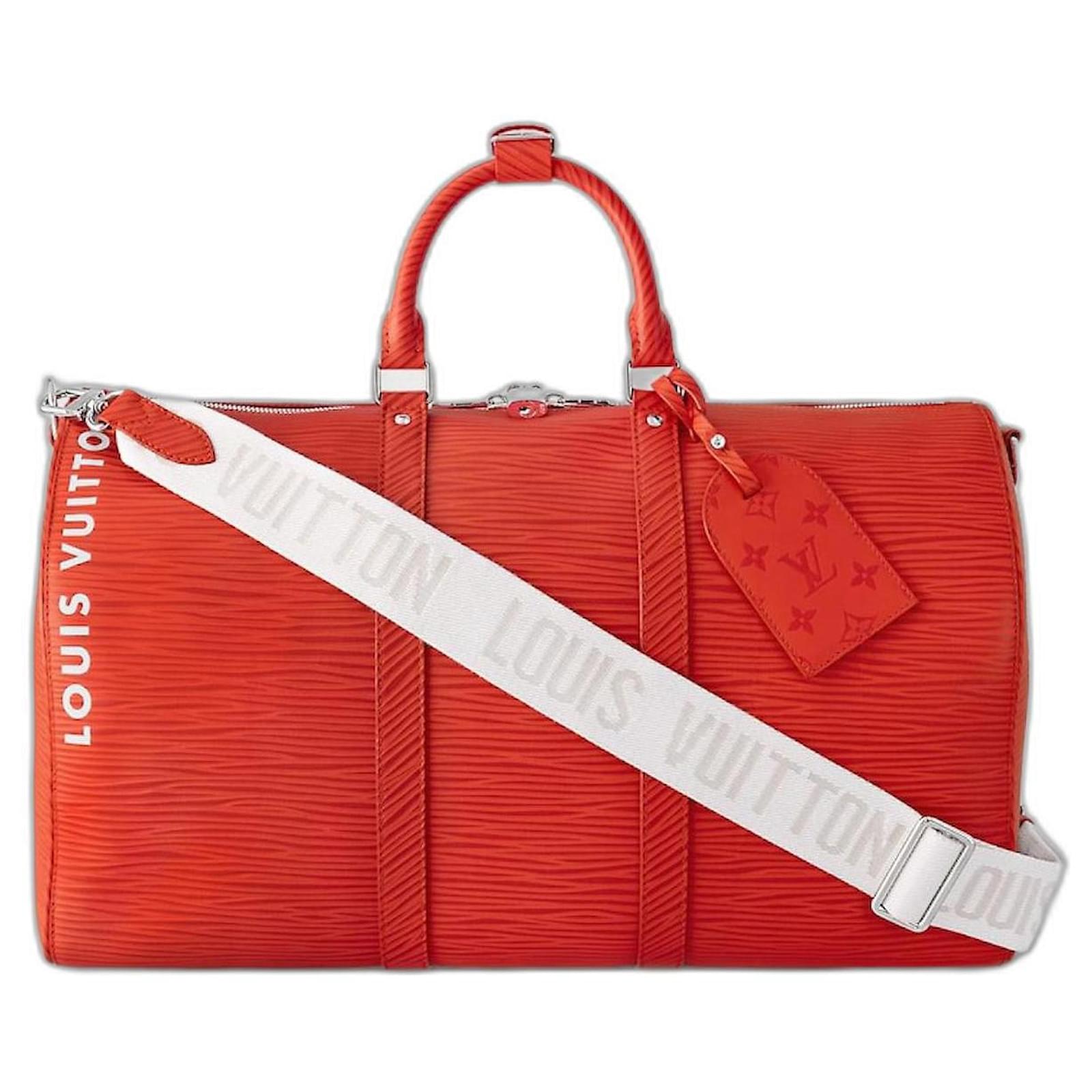 Veste arc-en-ciel Louis Vuitton ca 36929 rouge plaine.. Tout neuf sans  étiquette