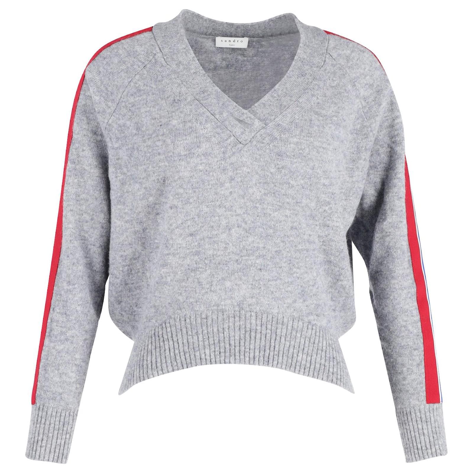 【sandro paris】Vネック ニット Sandro Paris Striped Sleeve V-Neck Sweater in Grey Wool ref