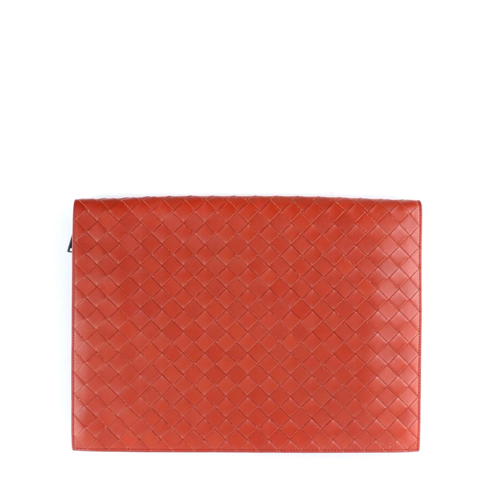 Bottega Veneta - Intrecciato leather pouch Red ref.1015864 - Joli Closet