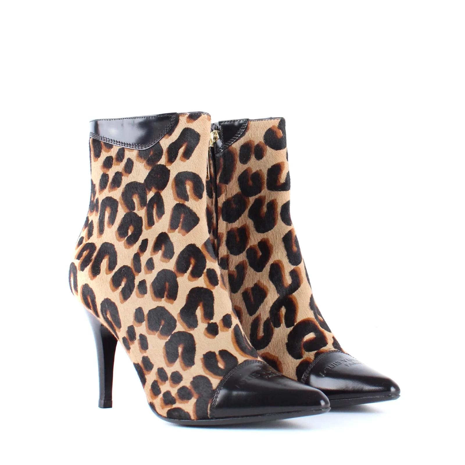 Louis Vuitton - LV X Stephen Sprouse leopard boots (T37) Brown