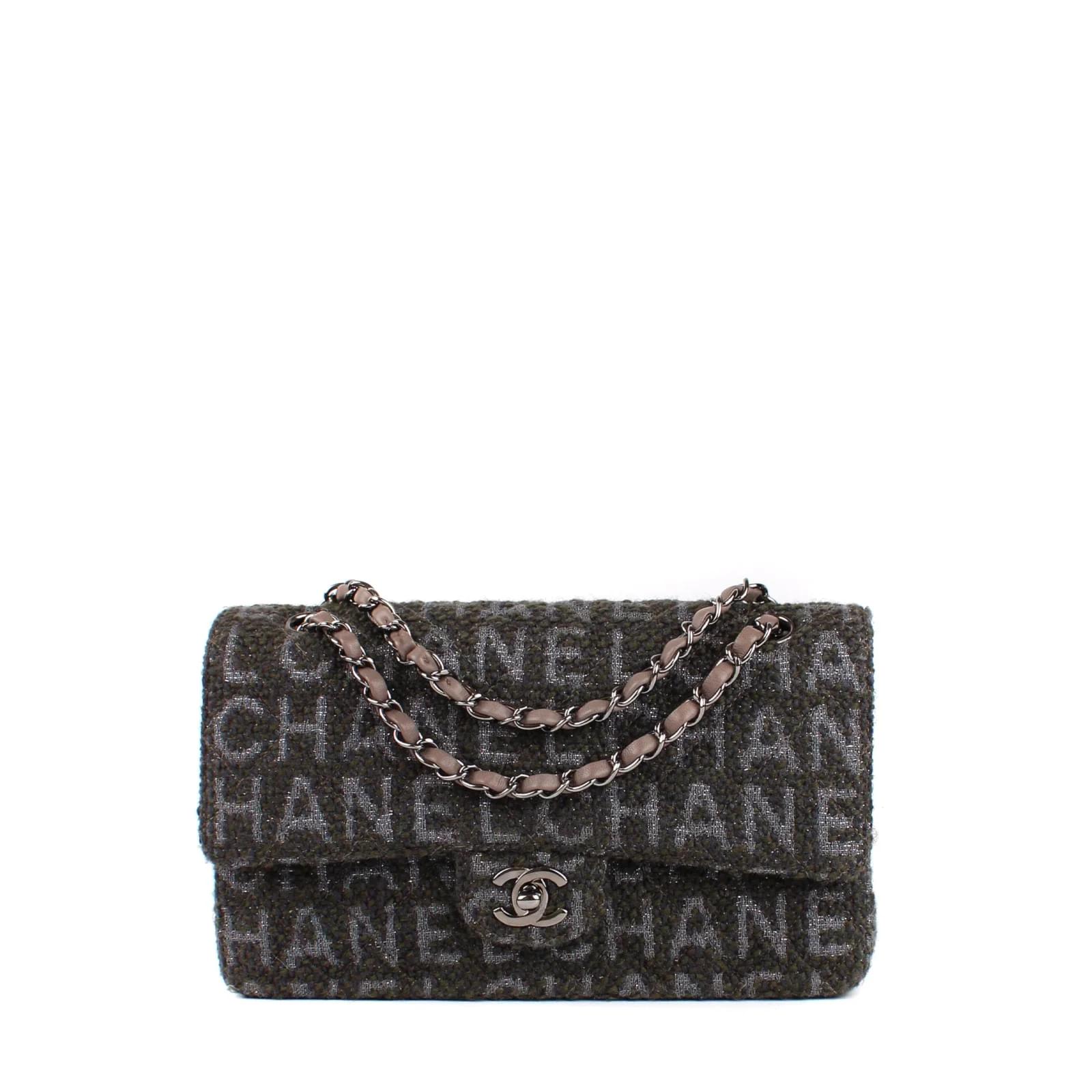 Chanel - Timeless Medium bag in tweed Grey ref.1016136 - Joli Closet