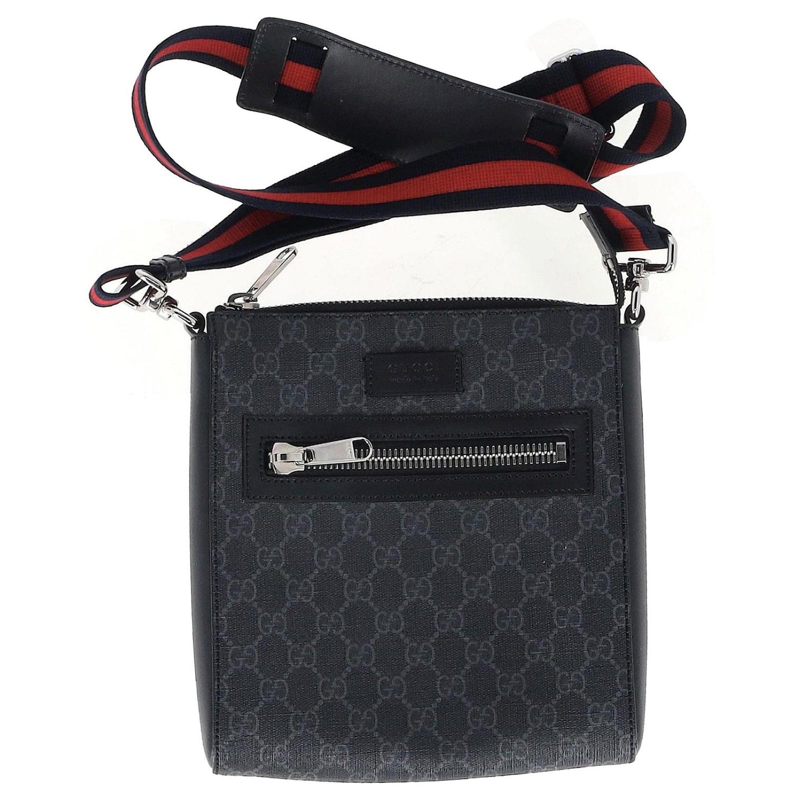 Gucci GG Black small messenger Bag in 2023