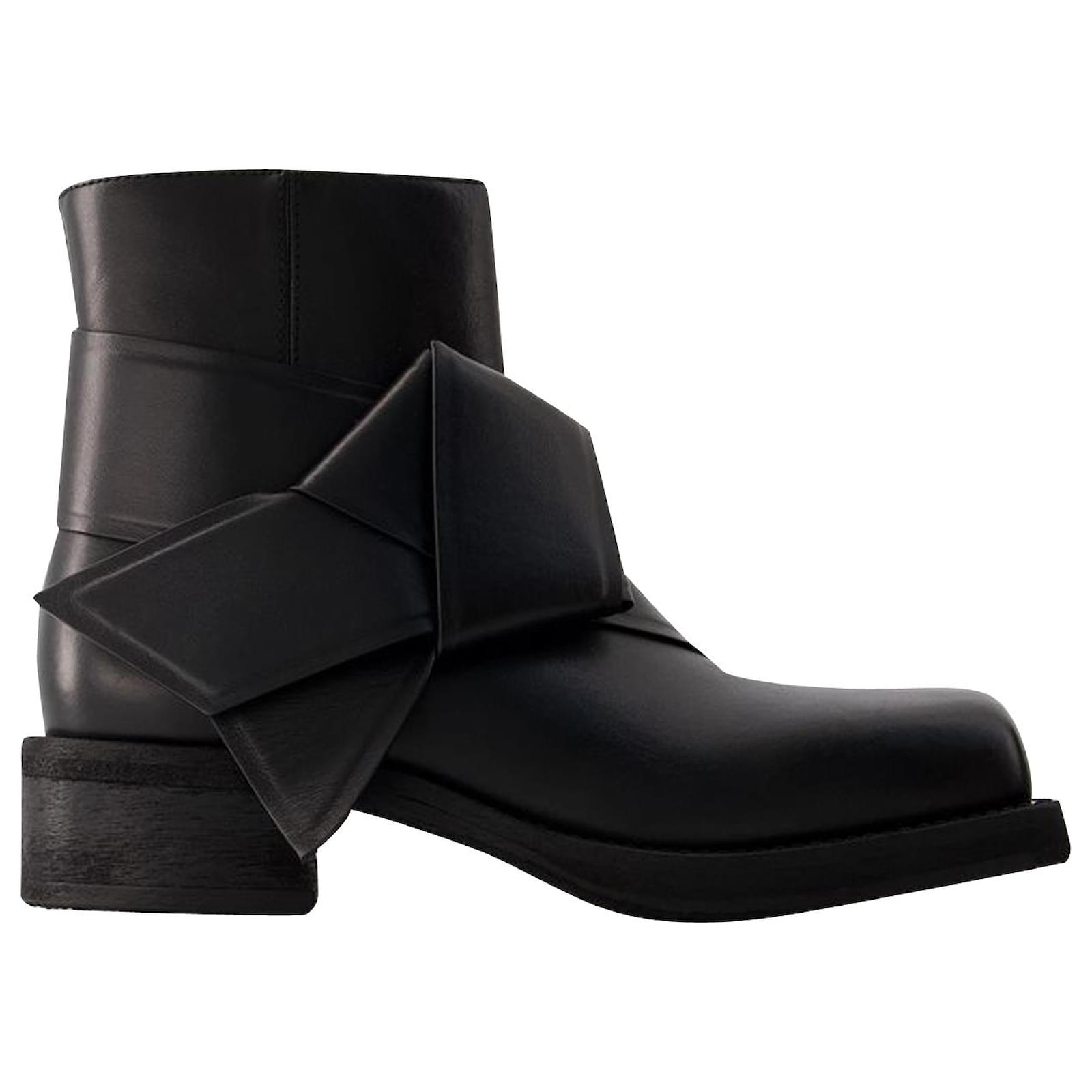 acne chaussures