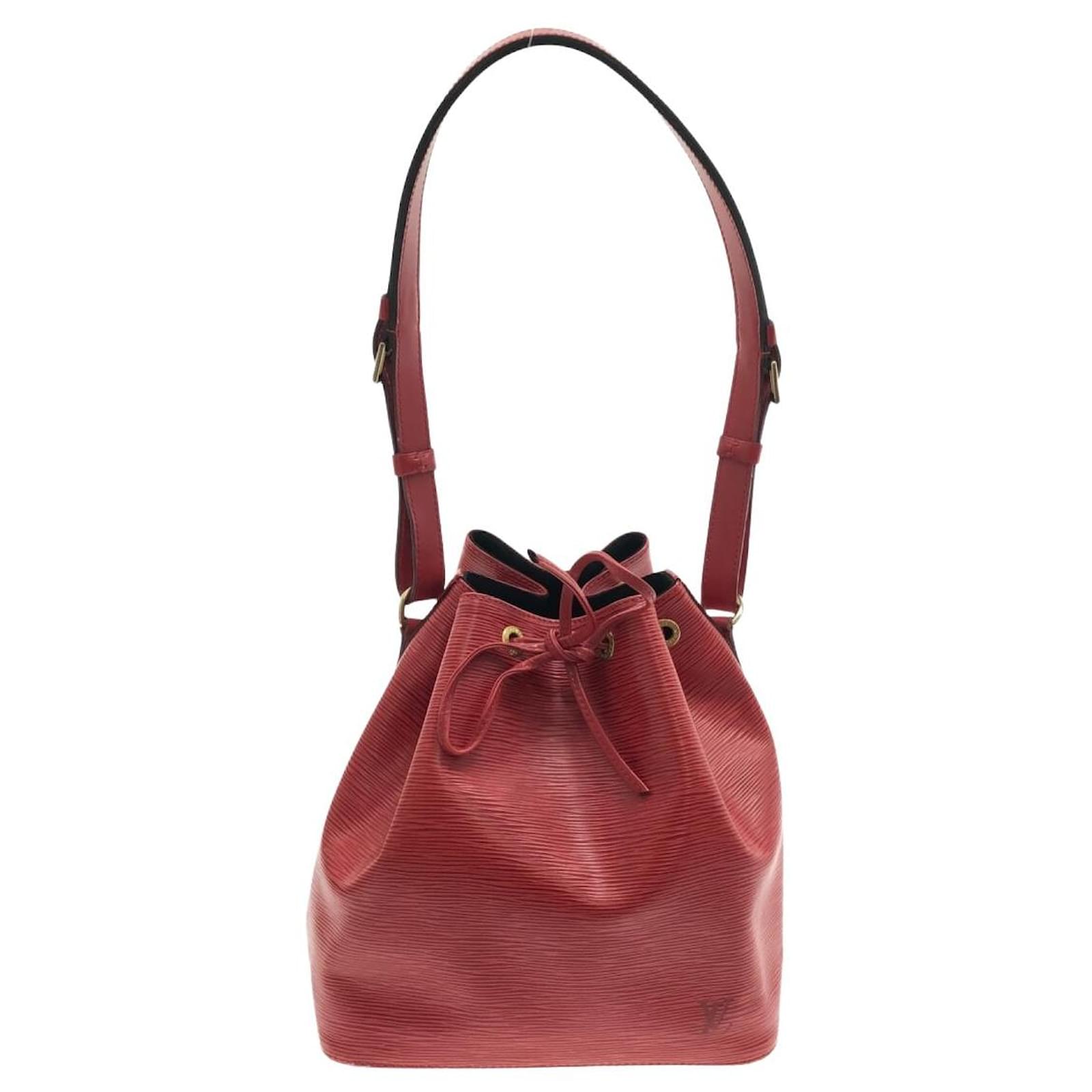 LOUIS VUITTON Louis Vuitton Epi Petit Noe Shoulder Bag Leather Castilian  Red M44107