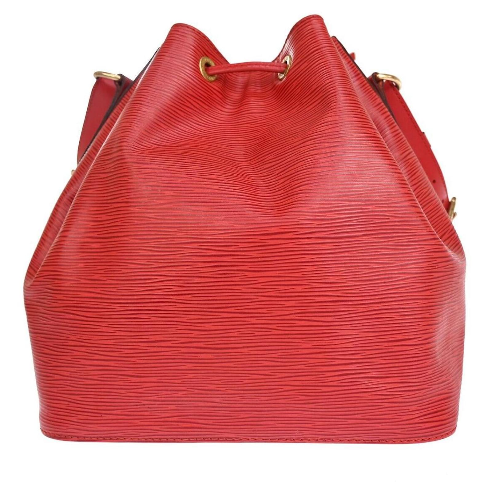 Noe Louis Vuitton Petit Noé Red Leather ref.1017022 - Joli Closet