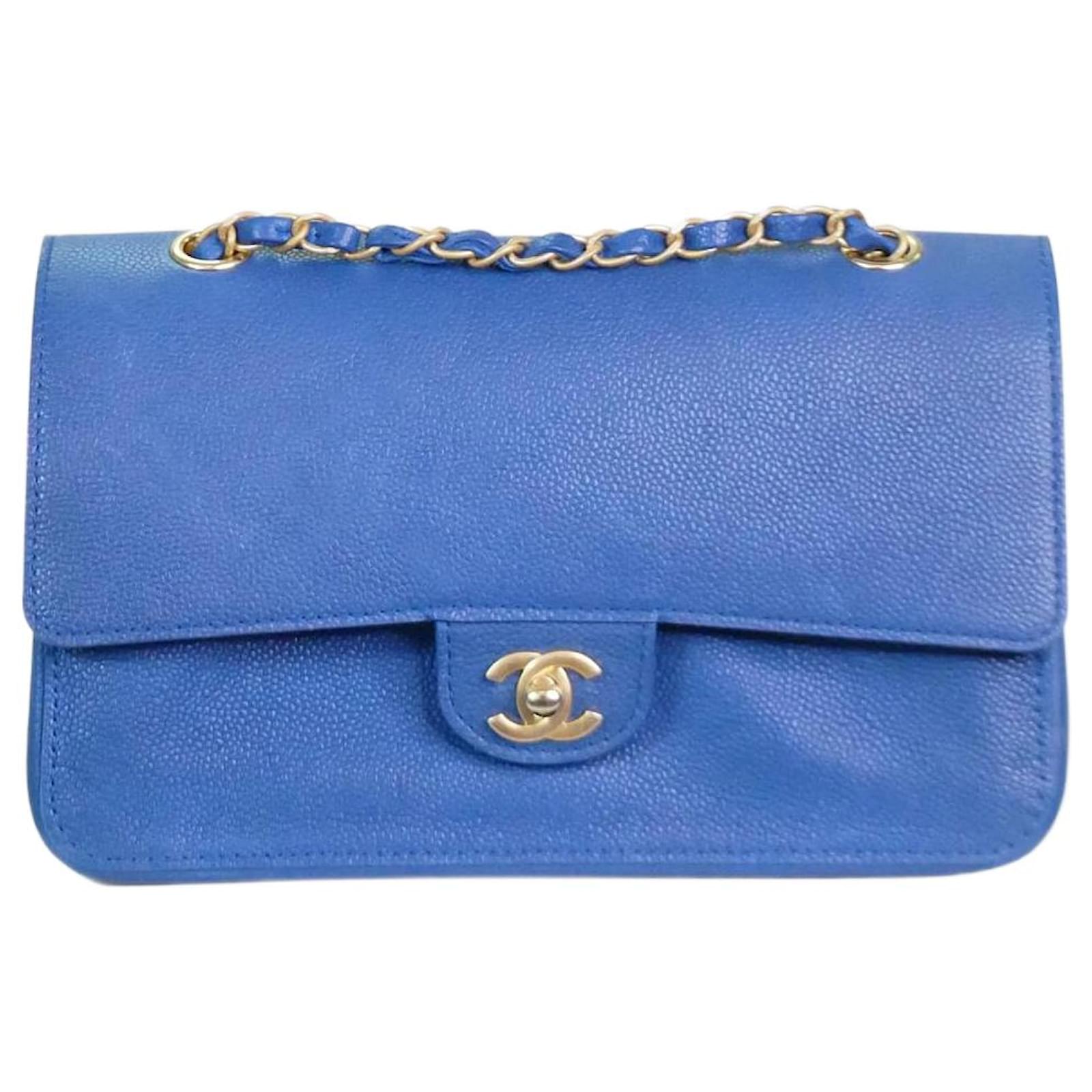 Chanel Blue 2017-2018 medium caviar skin Classic Double Flap gold hardware  shoulder bag Leather ref.1018153 - Joli Closet