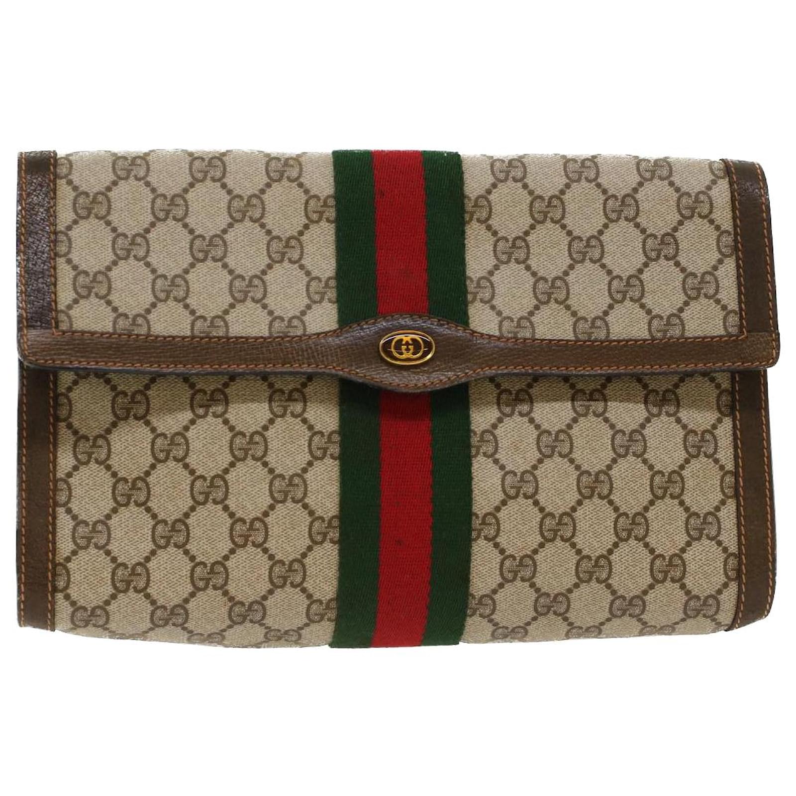 Gucci discount gg clutch