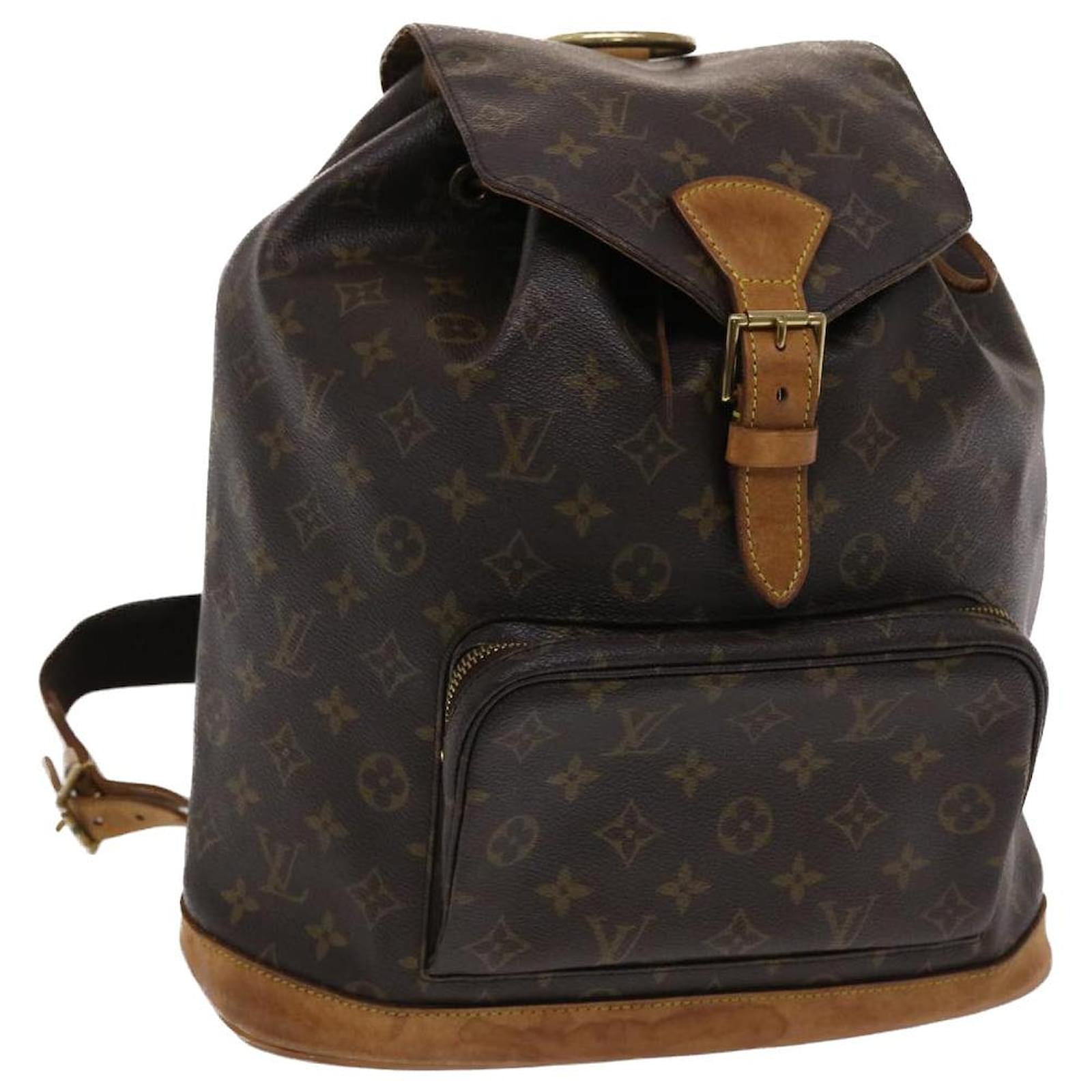 louis-vuitton crossbody backpack women