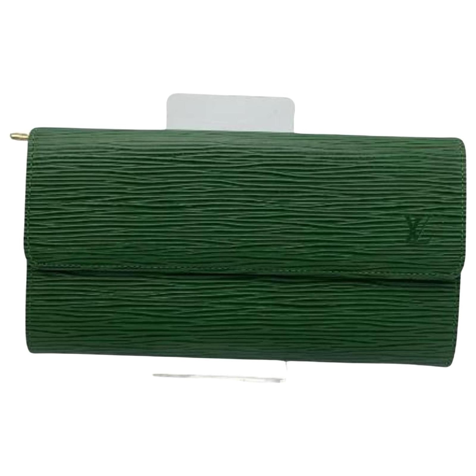 Louis Vuitton Green Epi Leather Porte-Monnaie Tresor Wallet For